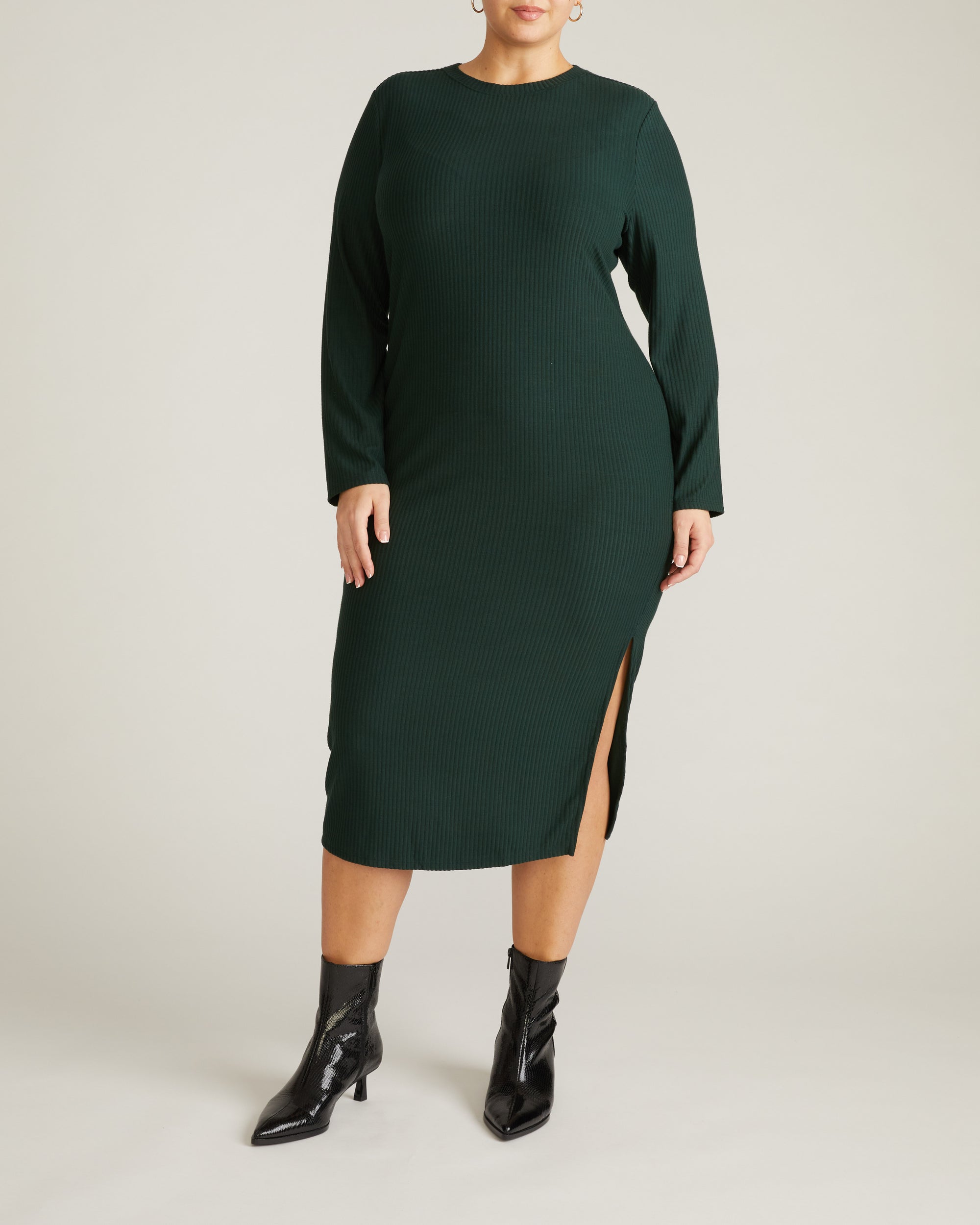 Xenia Ribbed Dress - Forest Green | Plus Size & Straight Size Women's Fashion | Universal Standard