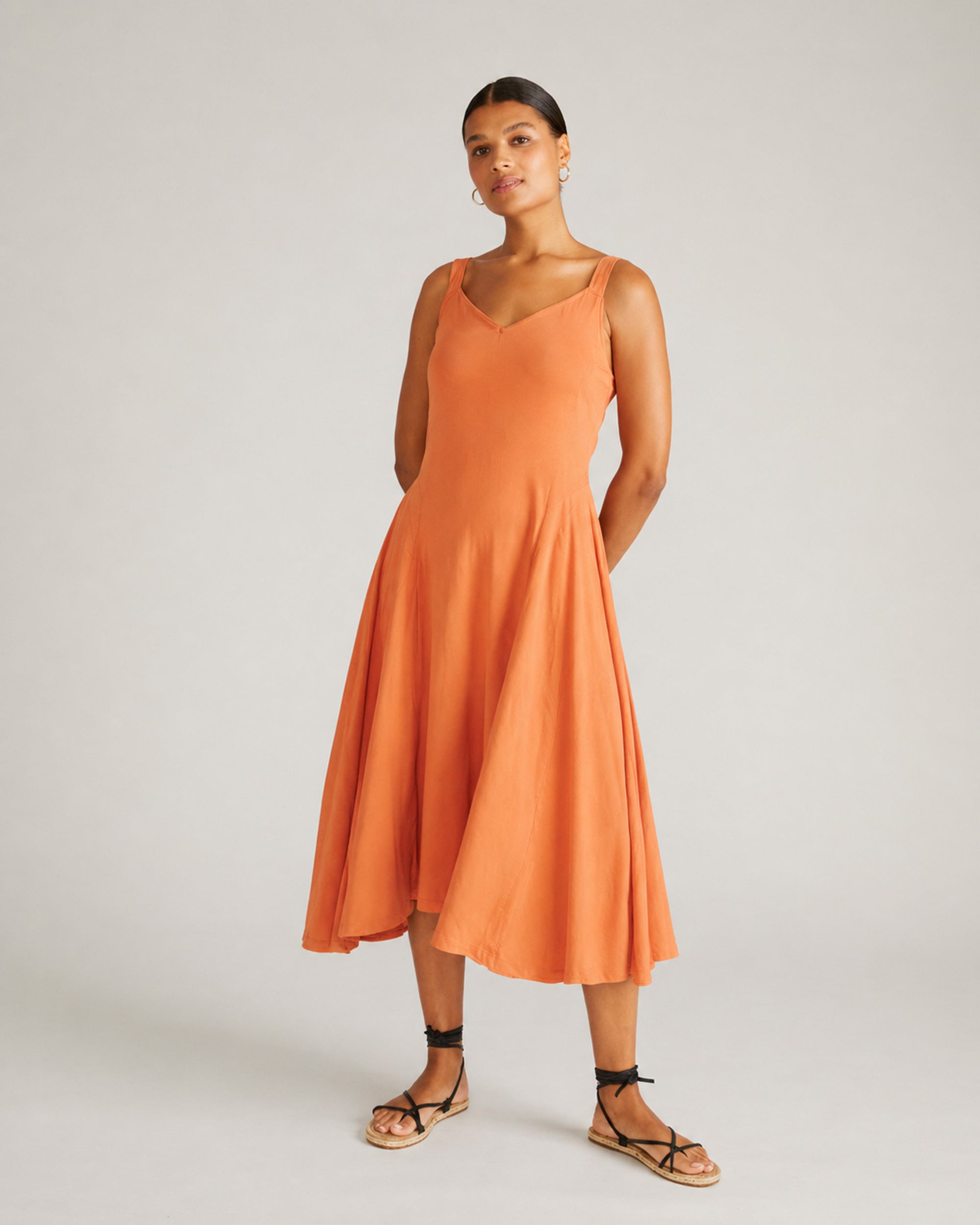 Sunshower Flowy Linen Dress - Italian Orange | Plus Size & Straight Size Women's Fashion | Universal Standard