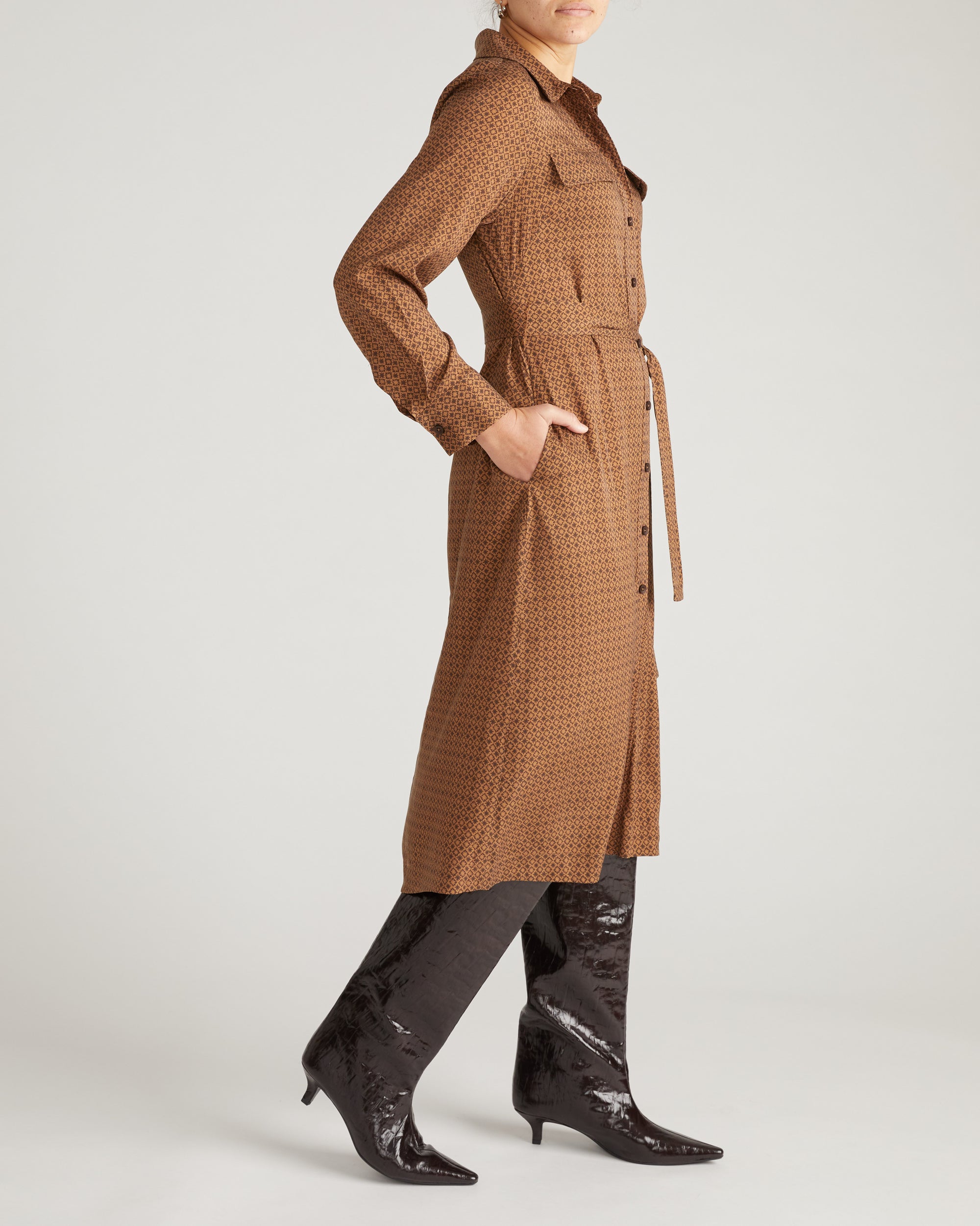 Cooling Stretch Cupro Savannah Dress - Brown Hacienda Print