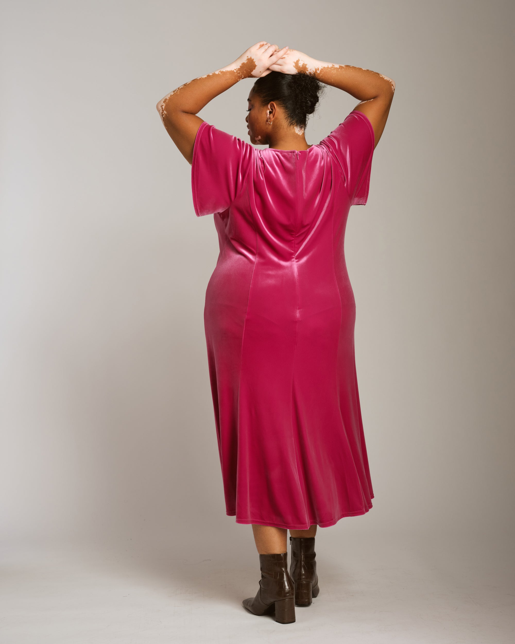 Solstice Stretch Velvet Dress - Cerise