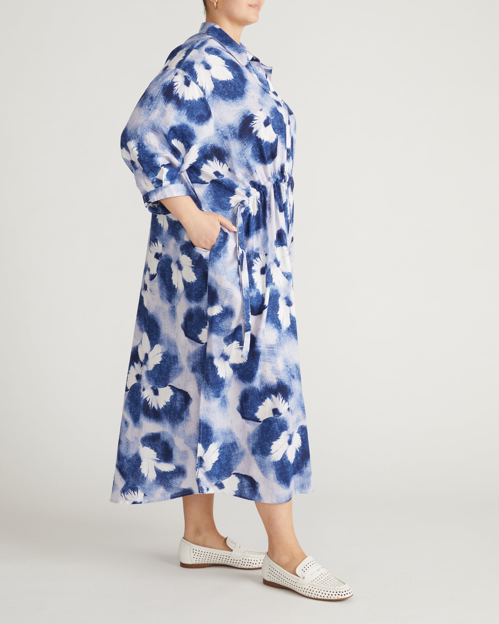 Paros Drawstring Linen Blend Shirtdress - Blue Pressed Flower Print | Plus Size & Straight Size Women's Fashion | Universal Standard