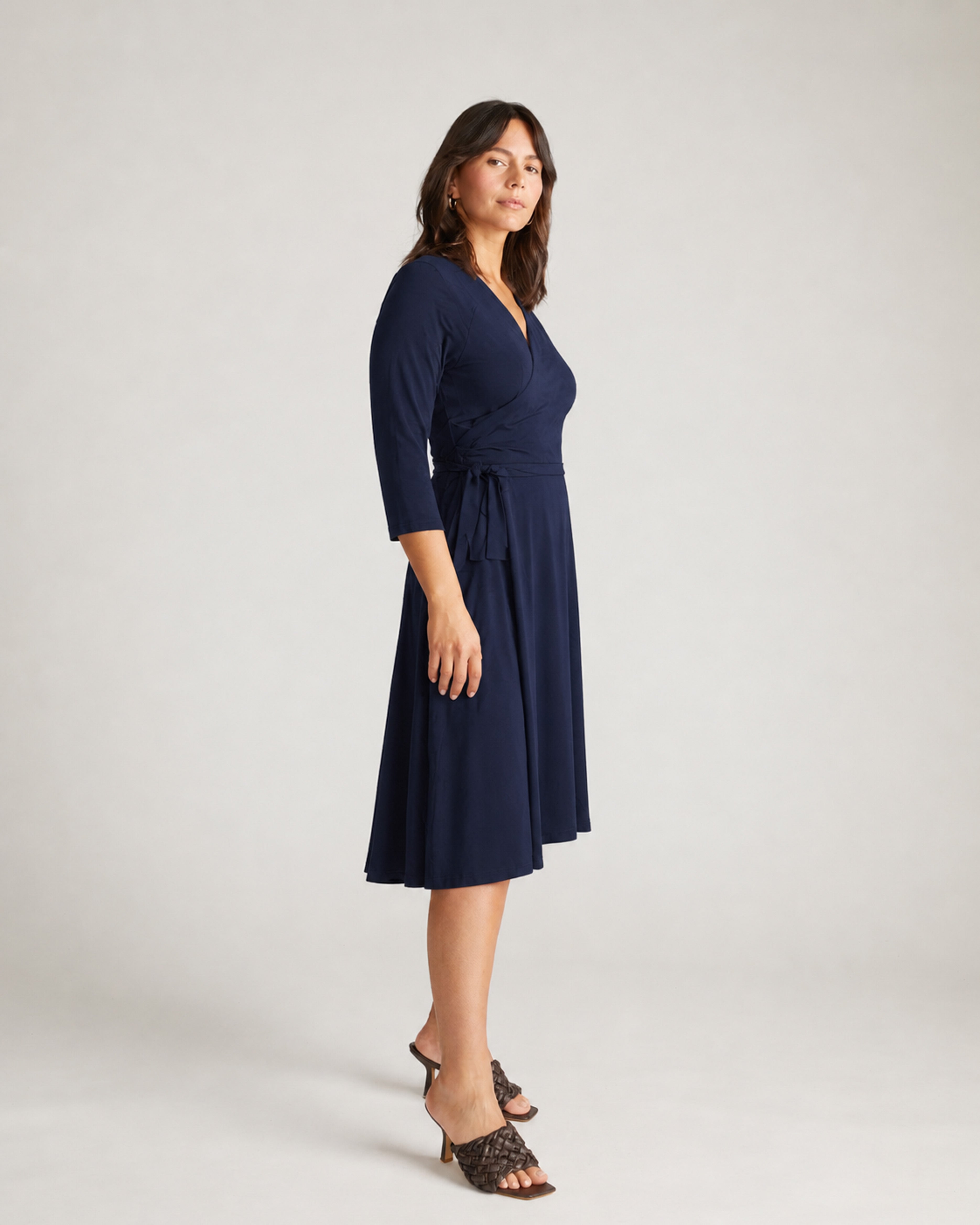 The Divine Jersey Wrap Dress - Midnight – Universal Standard