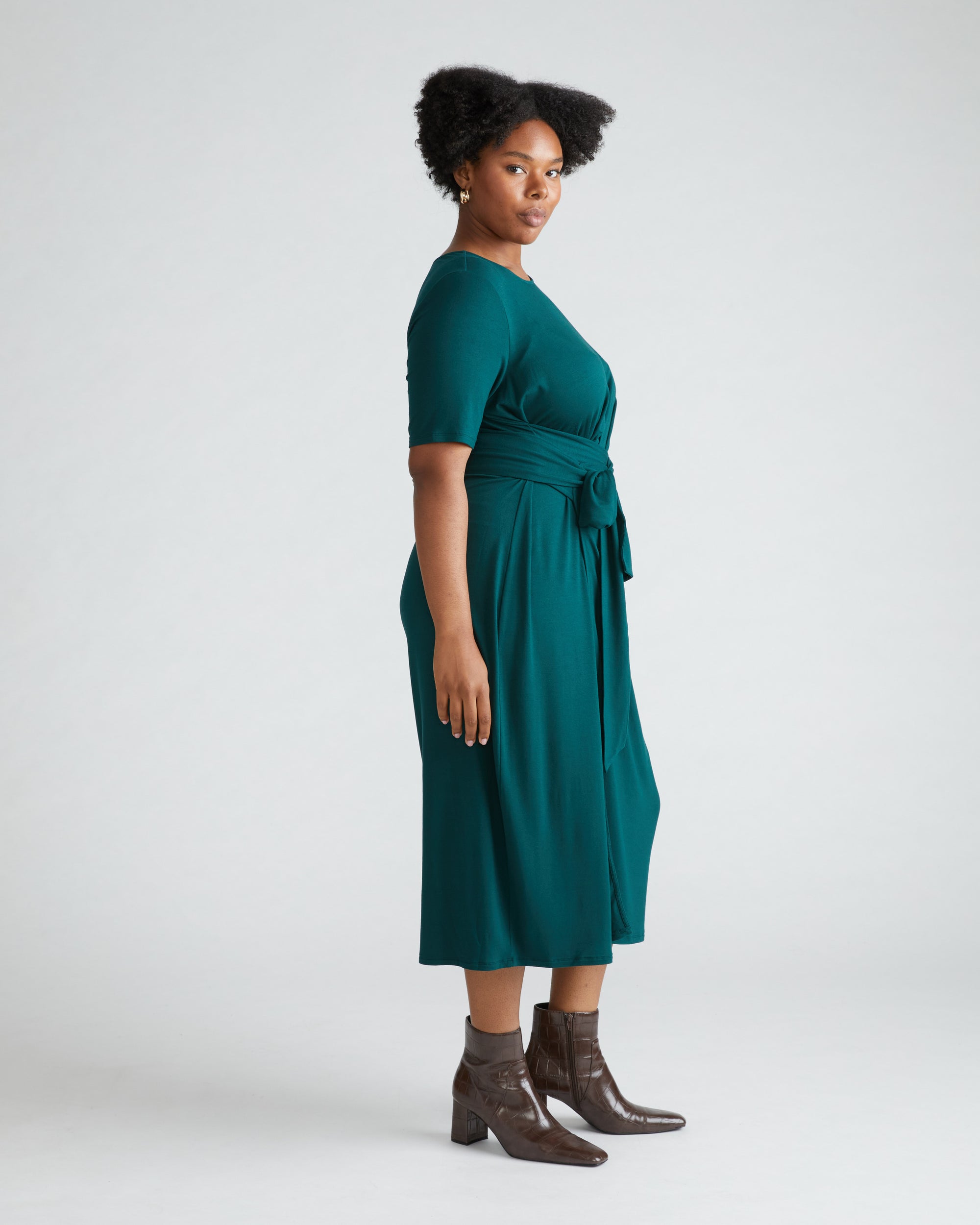 Universal Standard Women's Delilah Tie Waist Midi Dress - Green Universal Standard Women's Delilah Tie Waist Midi Dress - Green