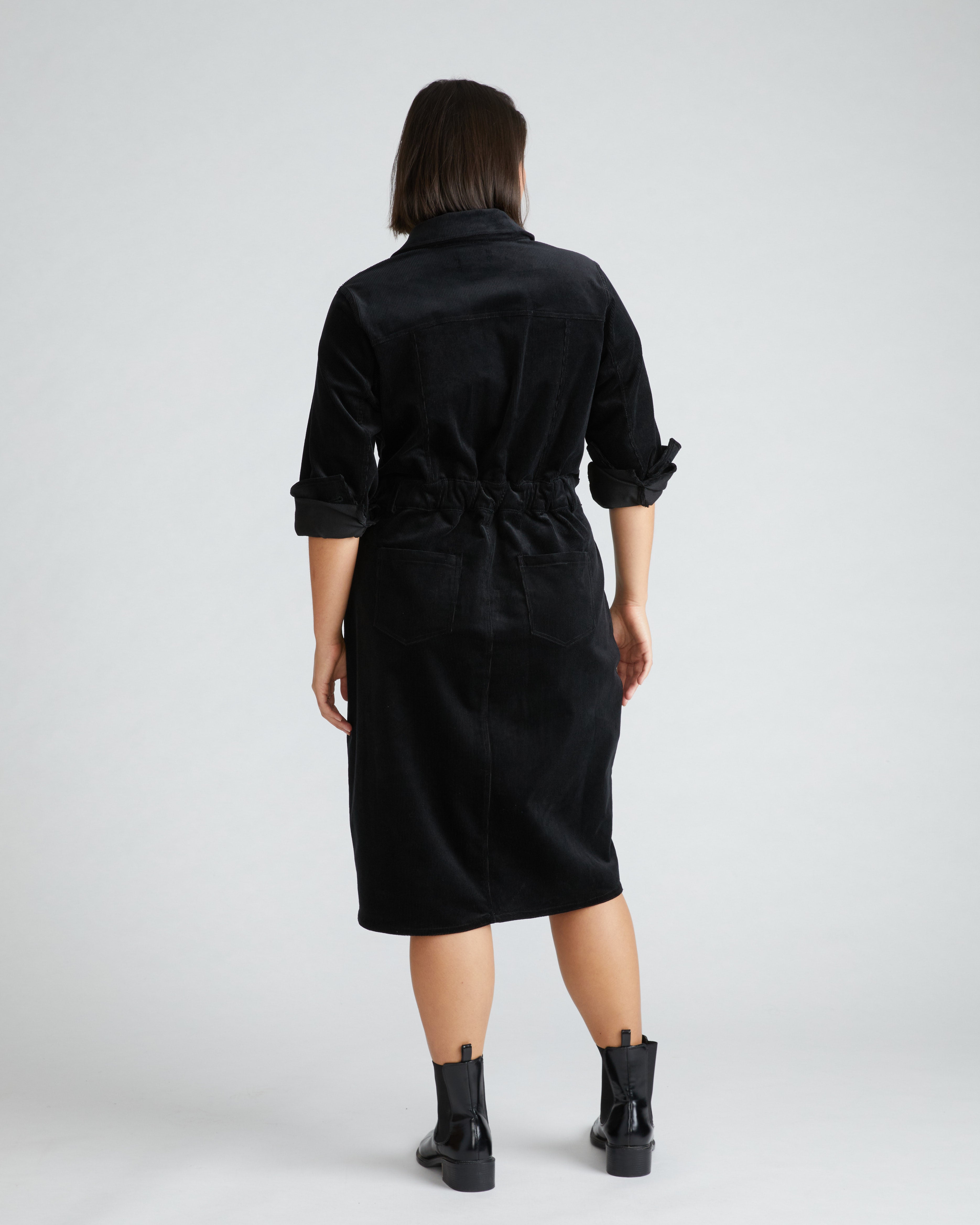 &her アンドハー　Corduroy Dress/Black ワンピース　黒 Dakota Corduroy Dress - Black – Universal Standard