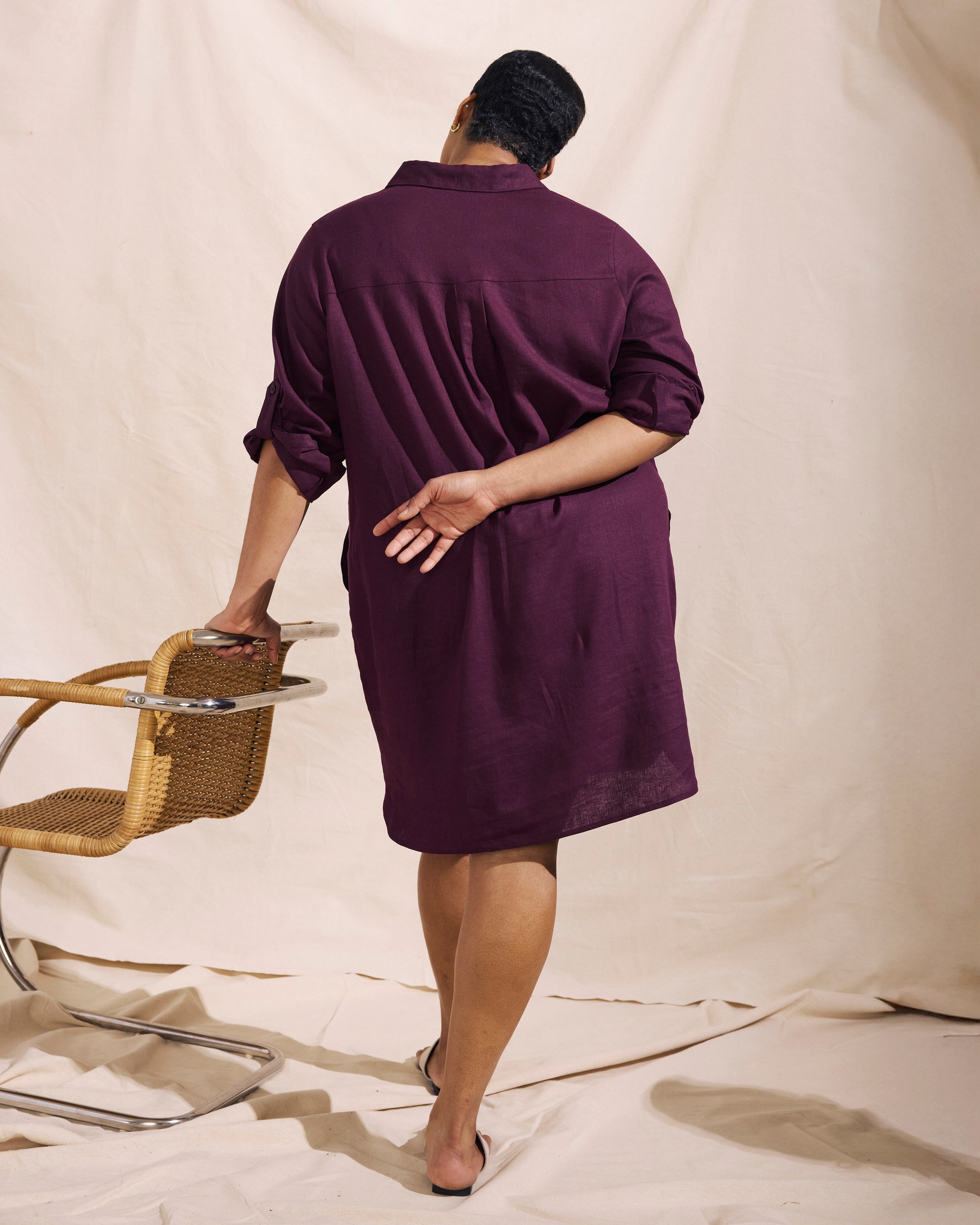 Woman wearing Linen Rubicon Shirtdress - Acai from Universal Standard