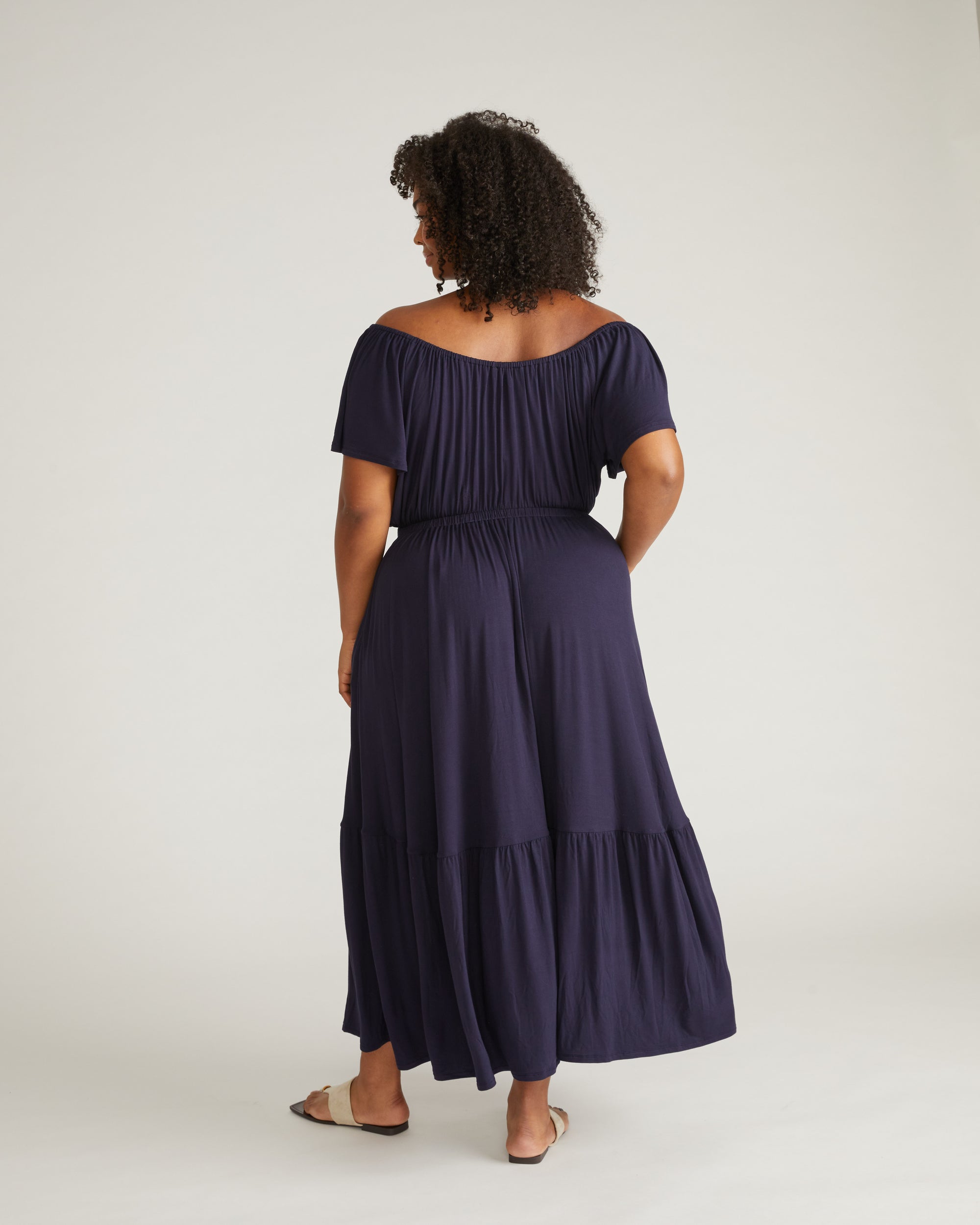 Kahlo Liquid Jersey Dress - Midnight | Plus Size & Straight Size Women's Fashion | Universal Standard