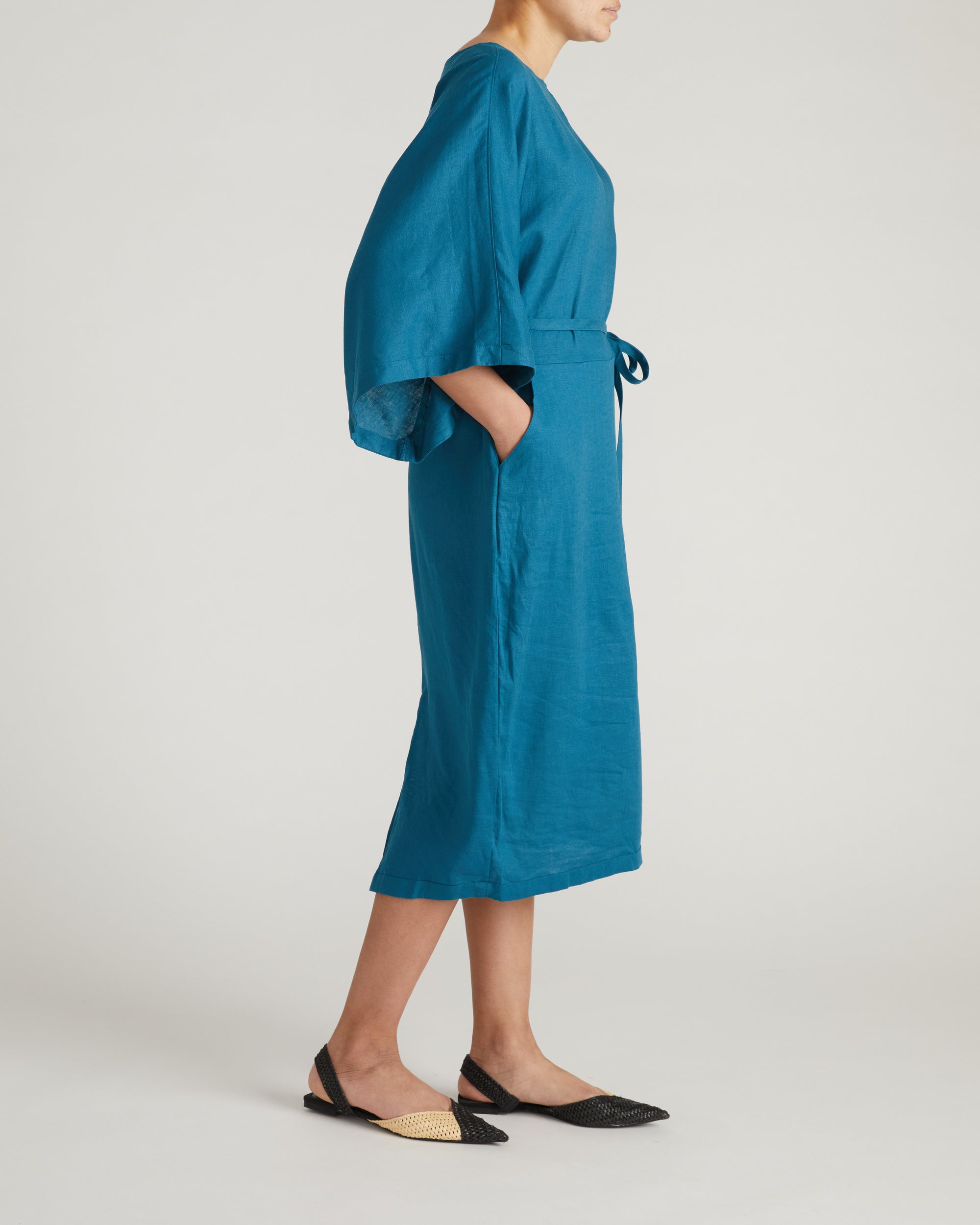 Lio Linen Dress - Ink Blue | Plus Size & Straight Size Women's Fashion | Universal Standard