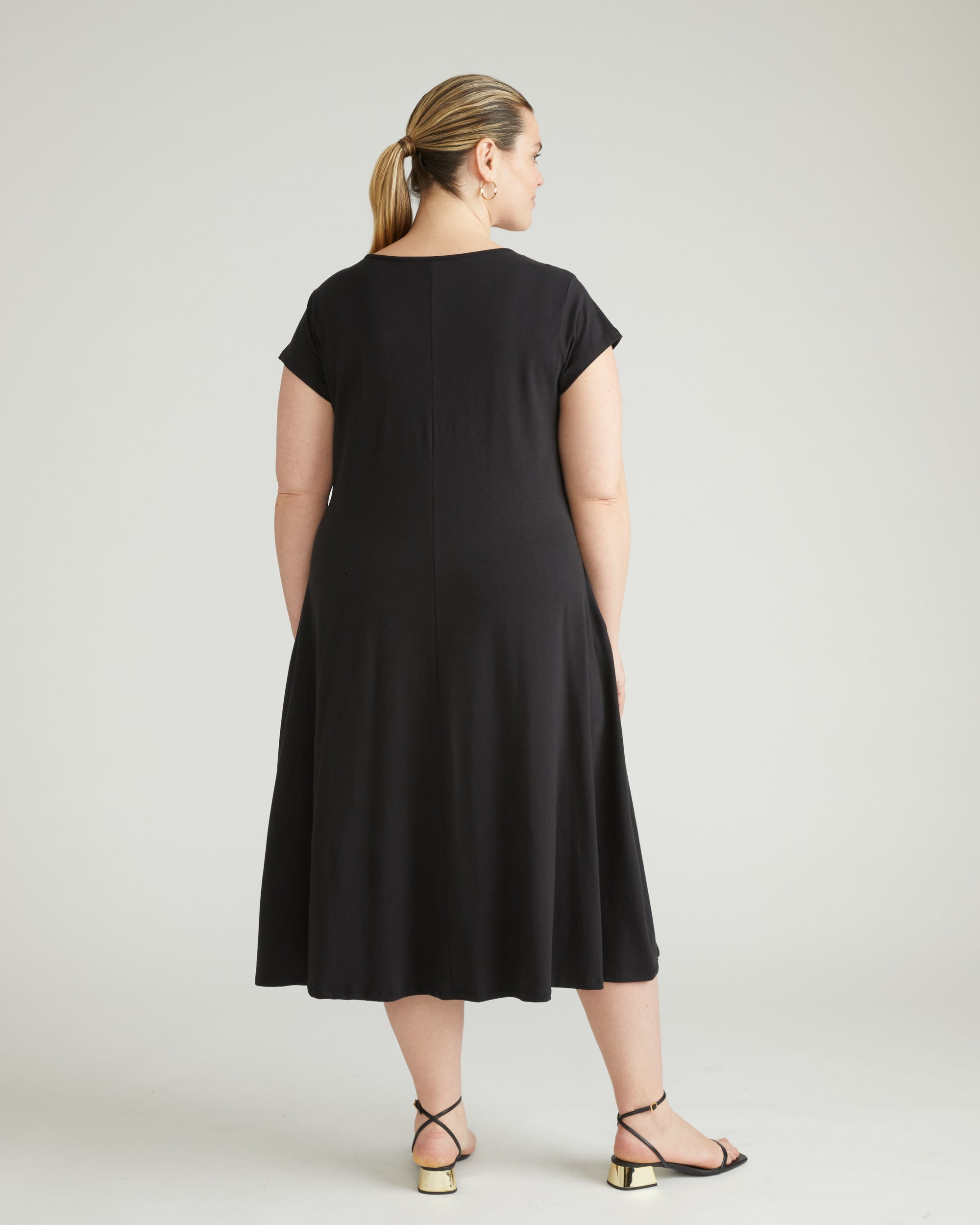 Danna Jersey Dress - Black | Plus Size & Straight Size Women's Fashion | Universal Standard