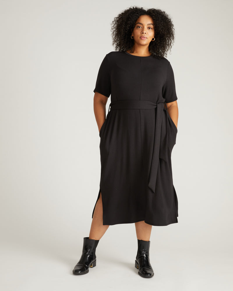 TravelKnit Belted Dress - Black
