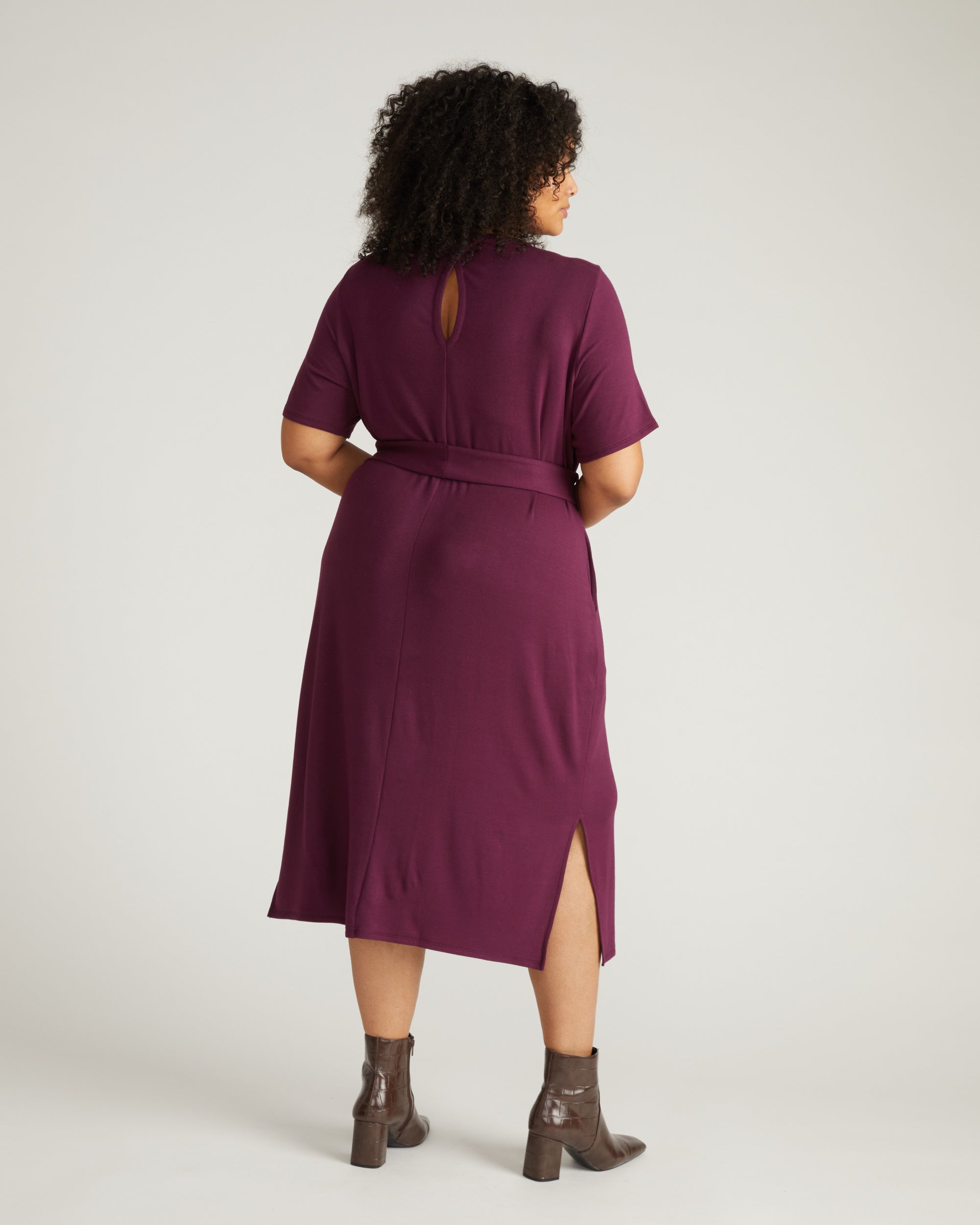 TravelKnit Belted Dress - Gamay