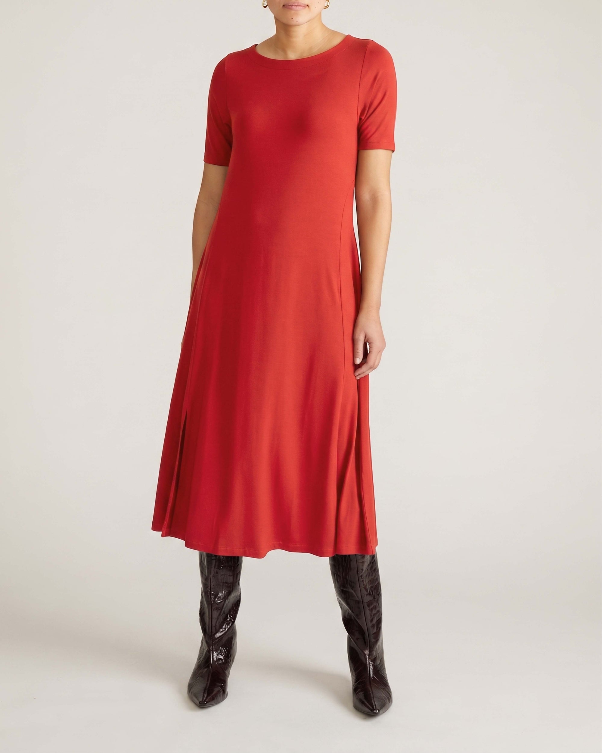 Serena Boatneck Divine Jersey Dress - Lipstick | Plus Size & Straight Size Women's Fashion | Universal Standard