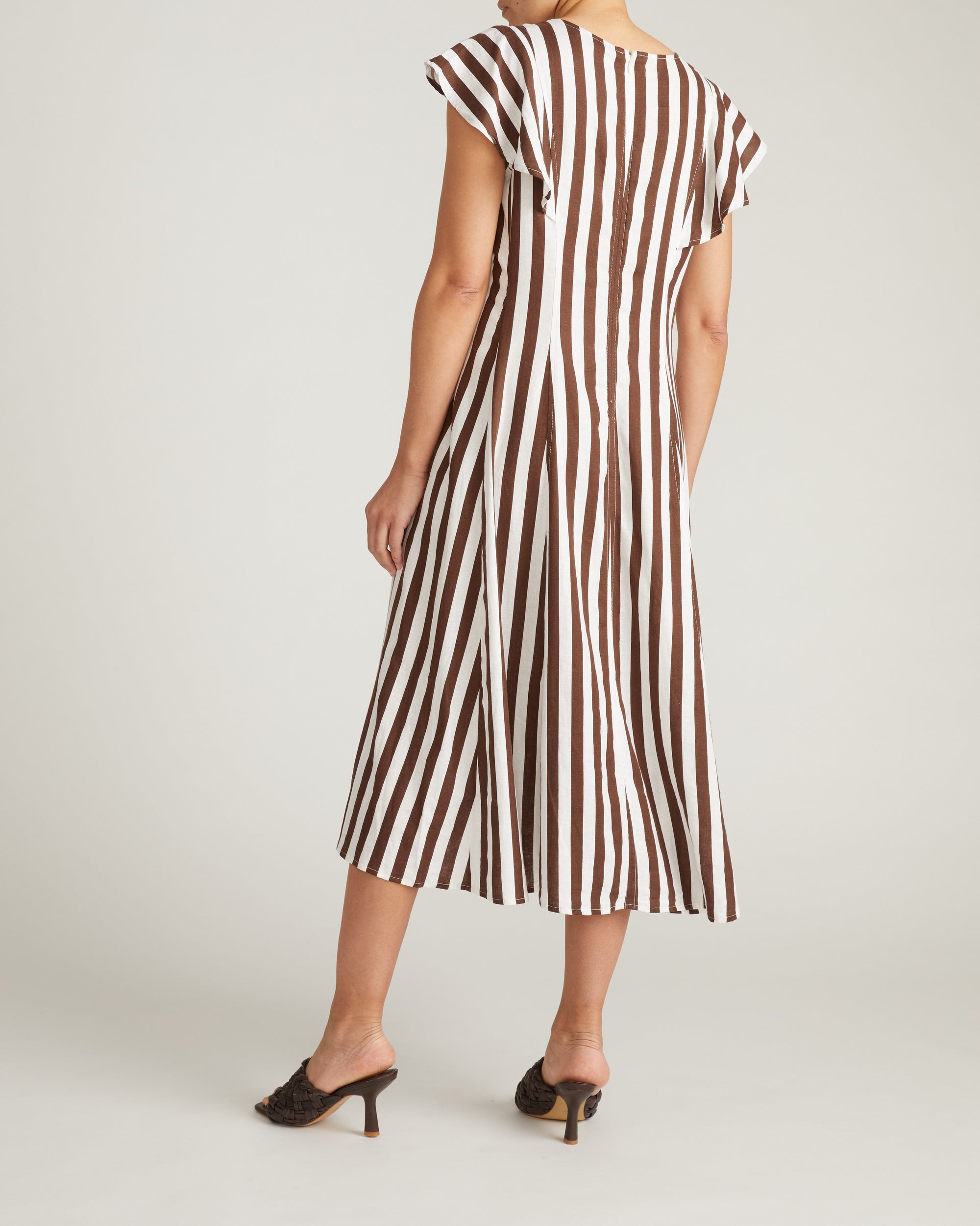 Victoria Linen Dress - Peppercorn Stripe Universal Standard Victoria Linen Dress - Peppercorn Stripe Universal Standard
