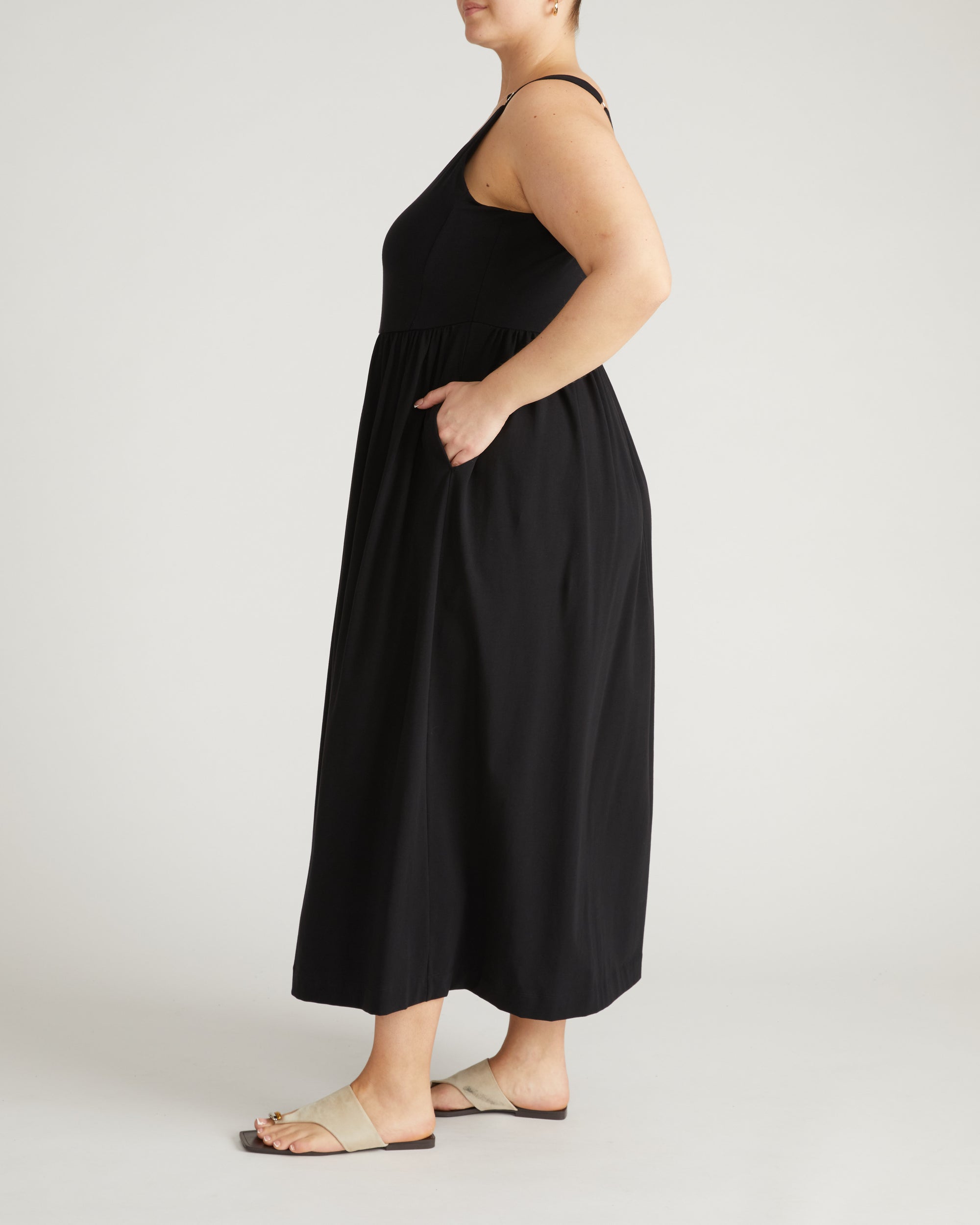 Cayo Cami Dress - Black | Plus Size & Straight Size Women's Fashion | Universal Standard