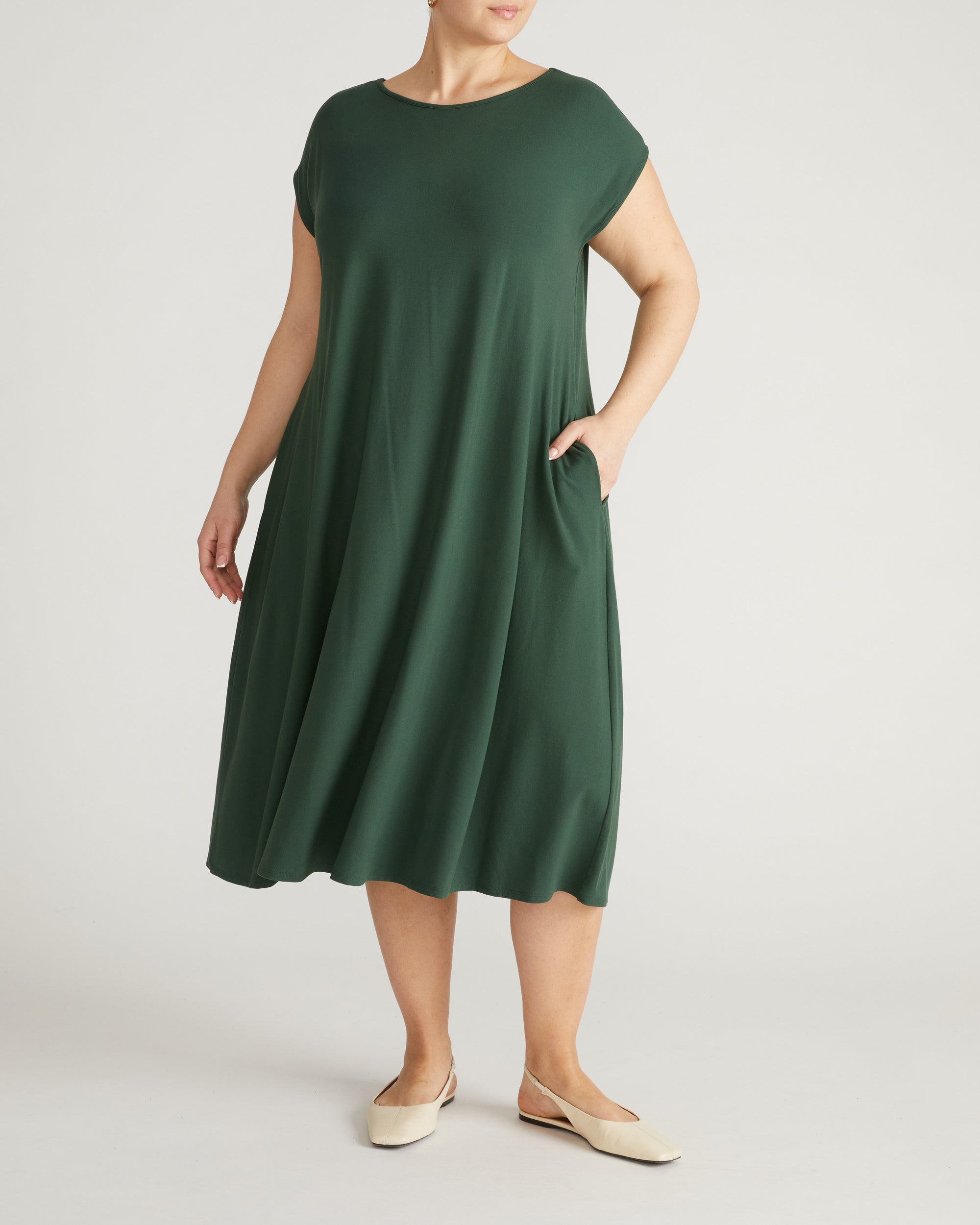 Capri Divine Jersey Flared Dress - Conifer | Plus Size & Straight Size Women's Fashion | Universal Standard