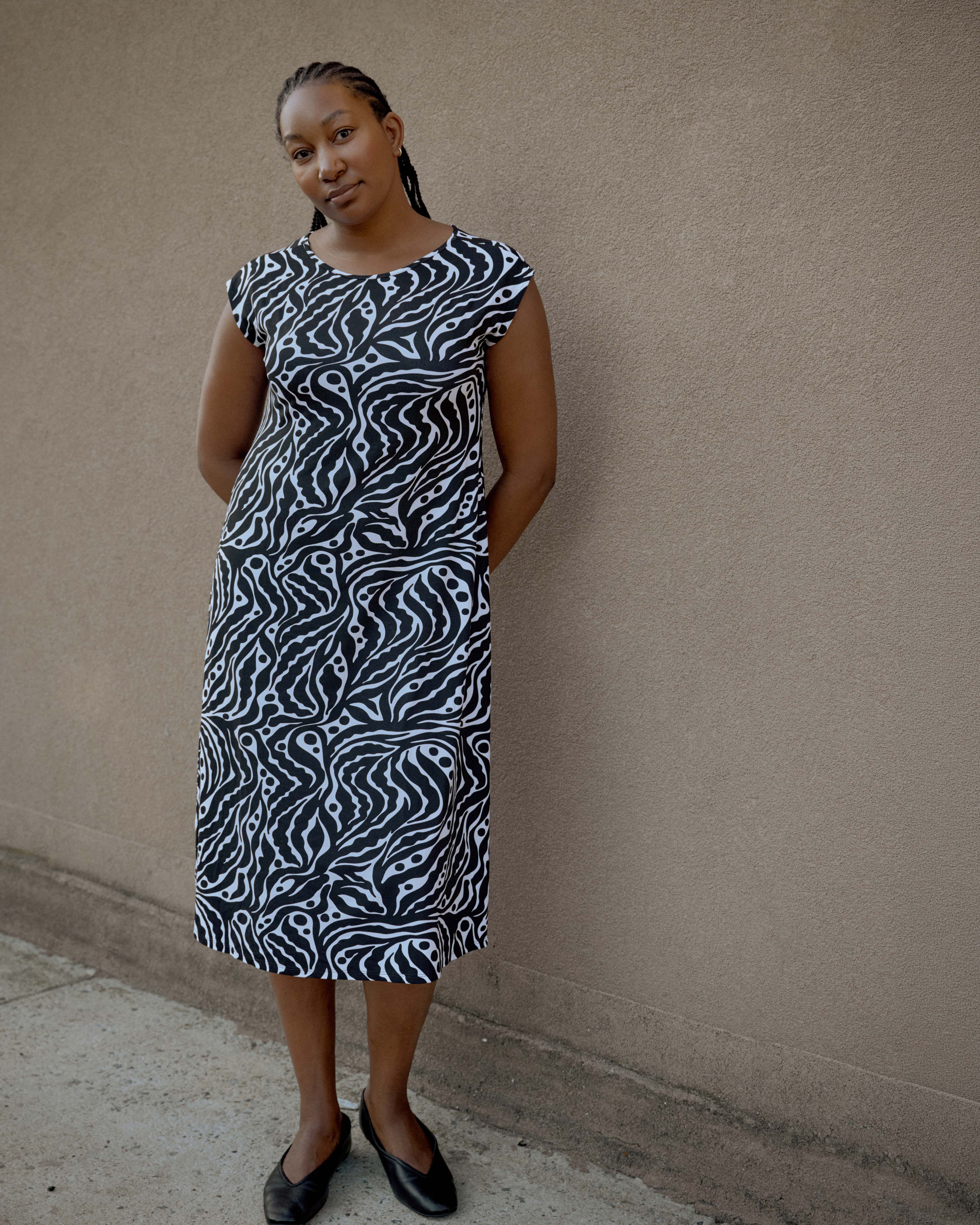 Capri Divine Jersey Flared Dress - Black Bosco Print – Universal