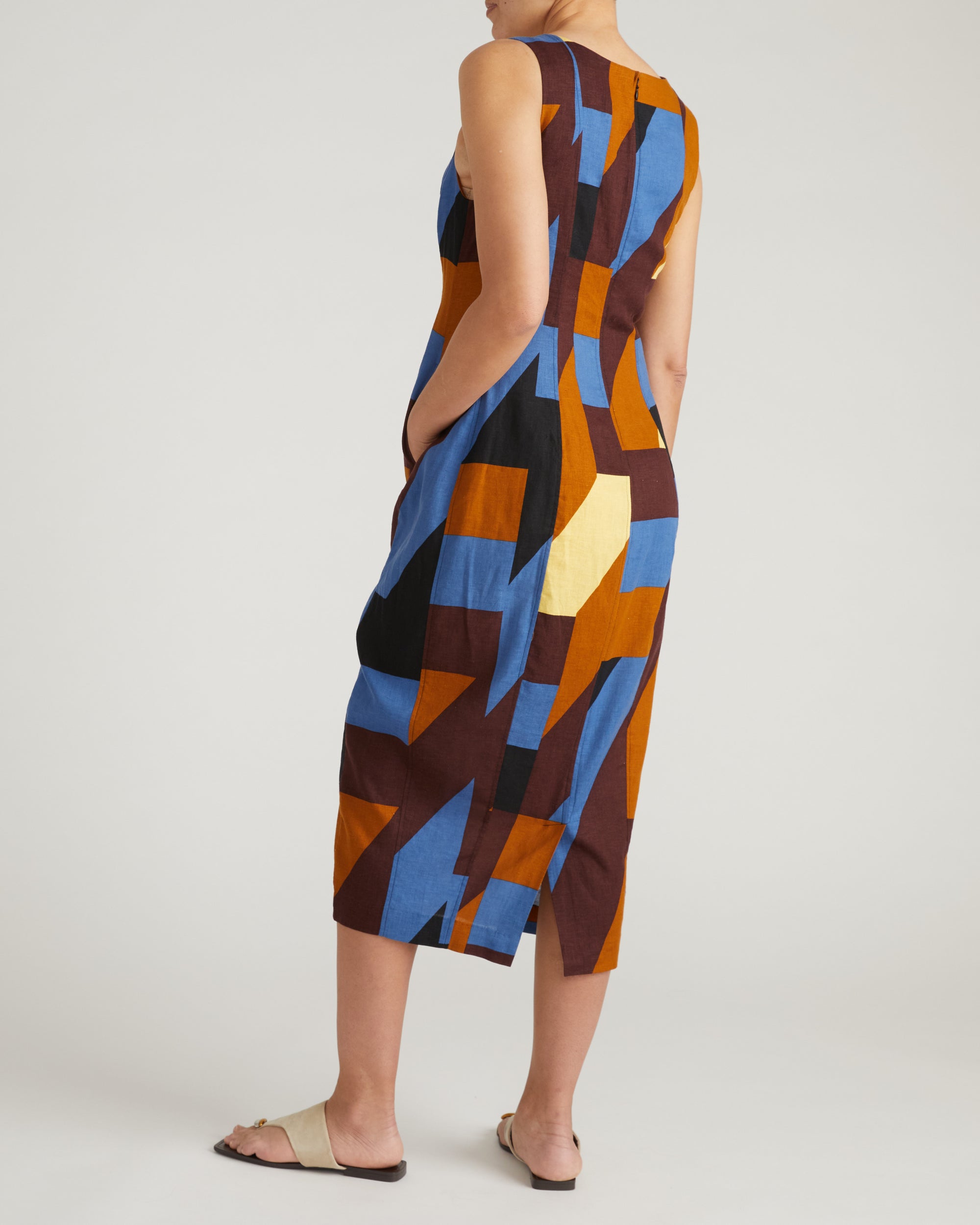 Saulay Square Neck Linen Midi Dress - Beach Ombra Print | Plus Size & Straight Size Women's Fashion | Universal Standard