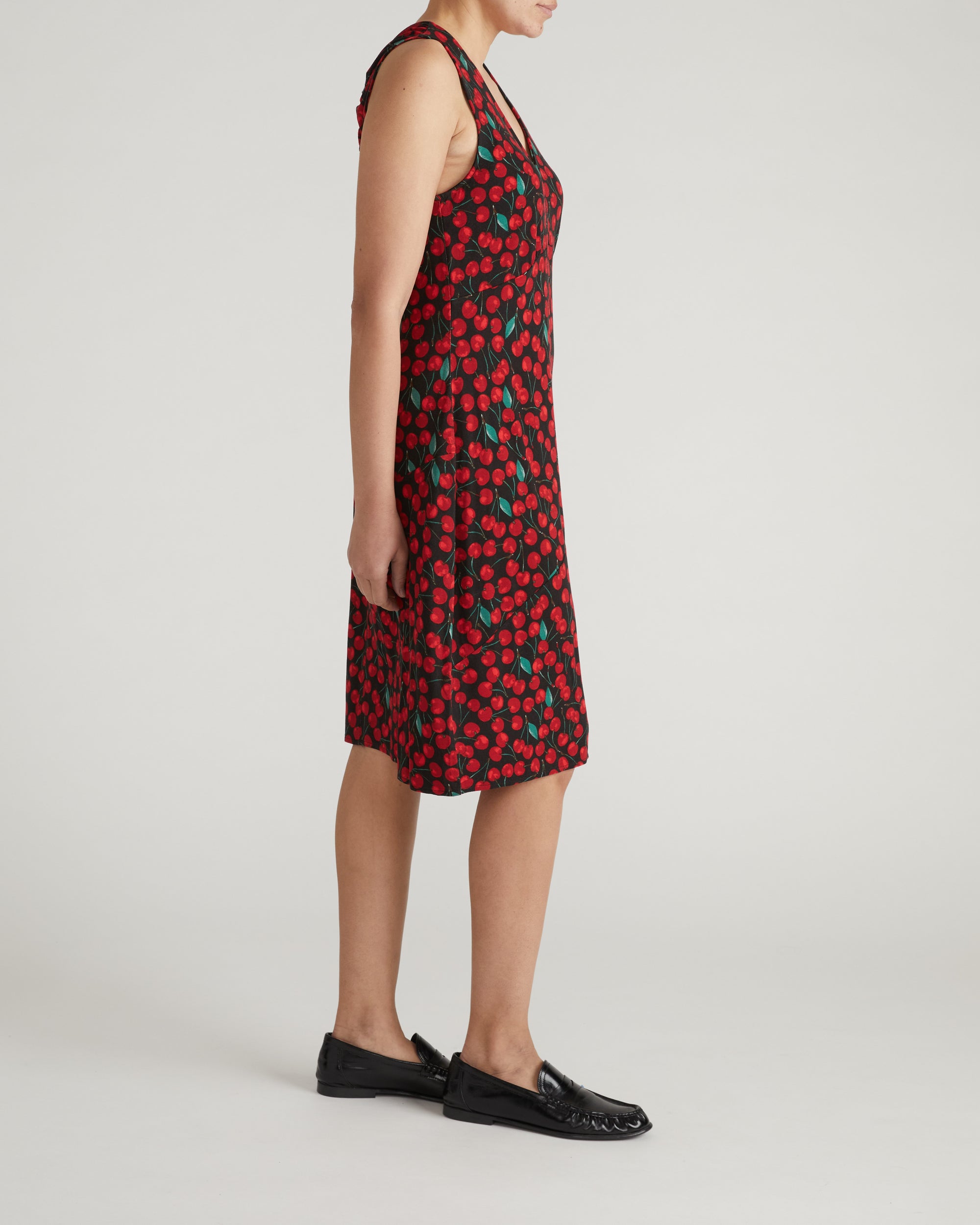 Lila Tie-Back Liquid Jersey Dress - Very Cherry Print | Plus Size & Straight Size Women's Fashion | Universal Standard