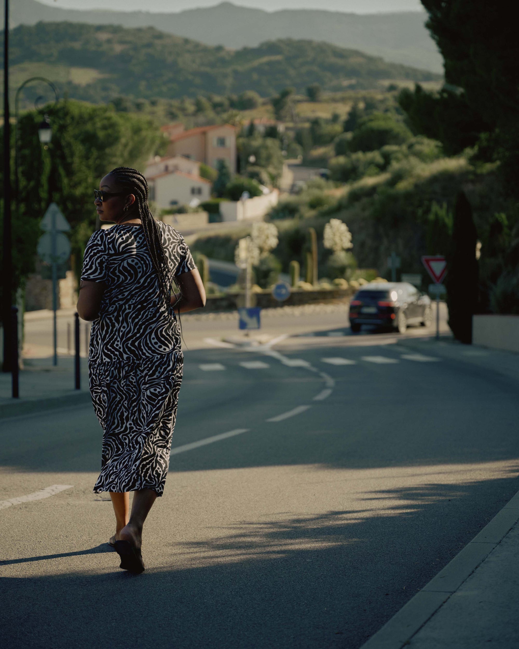 Thea Divine Jersey Midi Dress - Black Bosco Print | Plus Size & Straight Size Women's Fashion | Universal Standard
