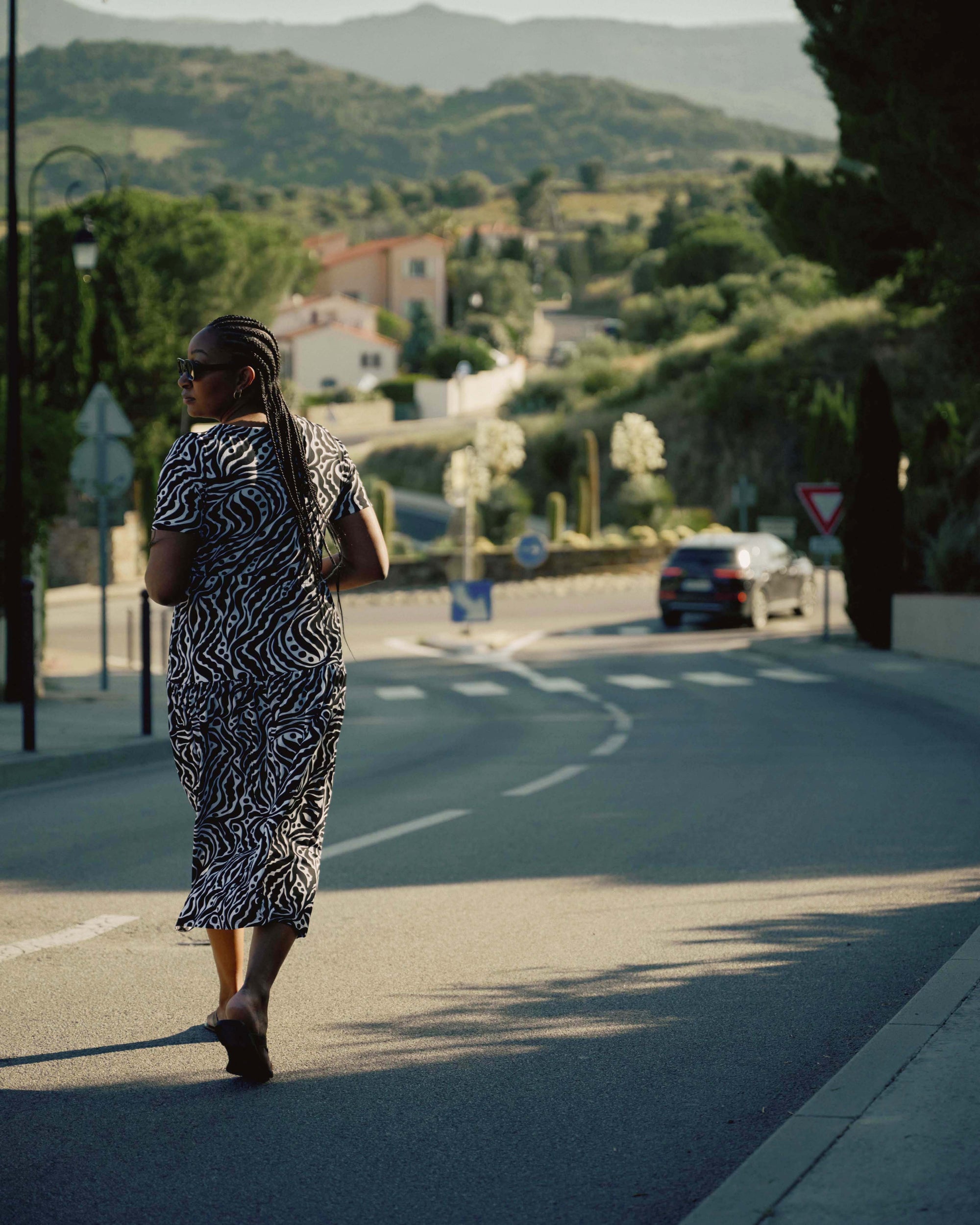 Thea Divine Jersey Midi Dress - Black Bosco Print | Plus Size & Straight Size Women's Fashion | Universal Standard