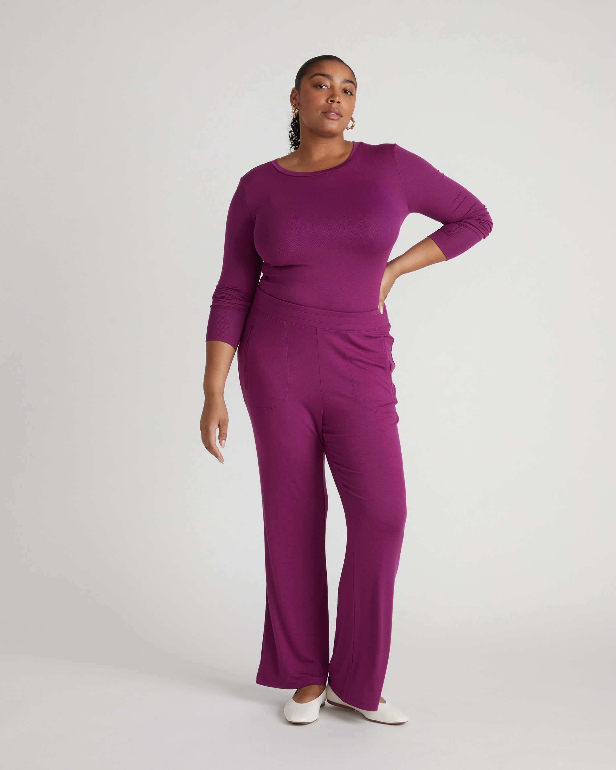 Foundation Long Sleeve Crew Neck Tee - Goji Berry