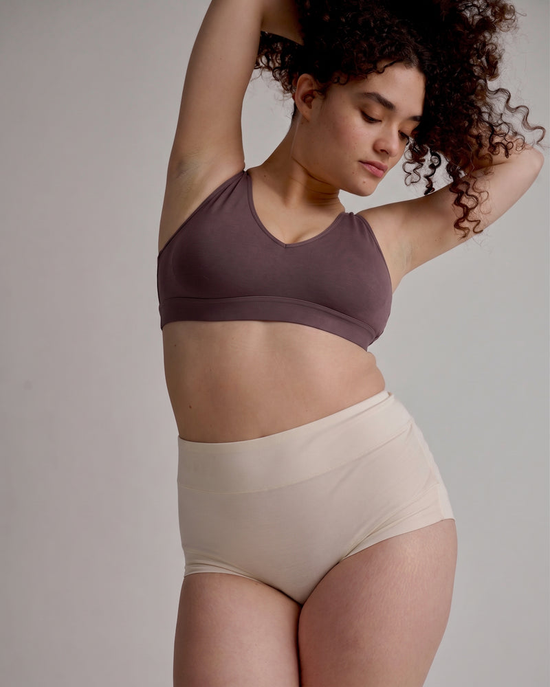 The Refined UltimateS Lounge Bra - Cassis | Plus Size & Straight Size Women's Fashion | Universal Standard