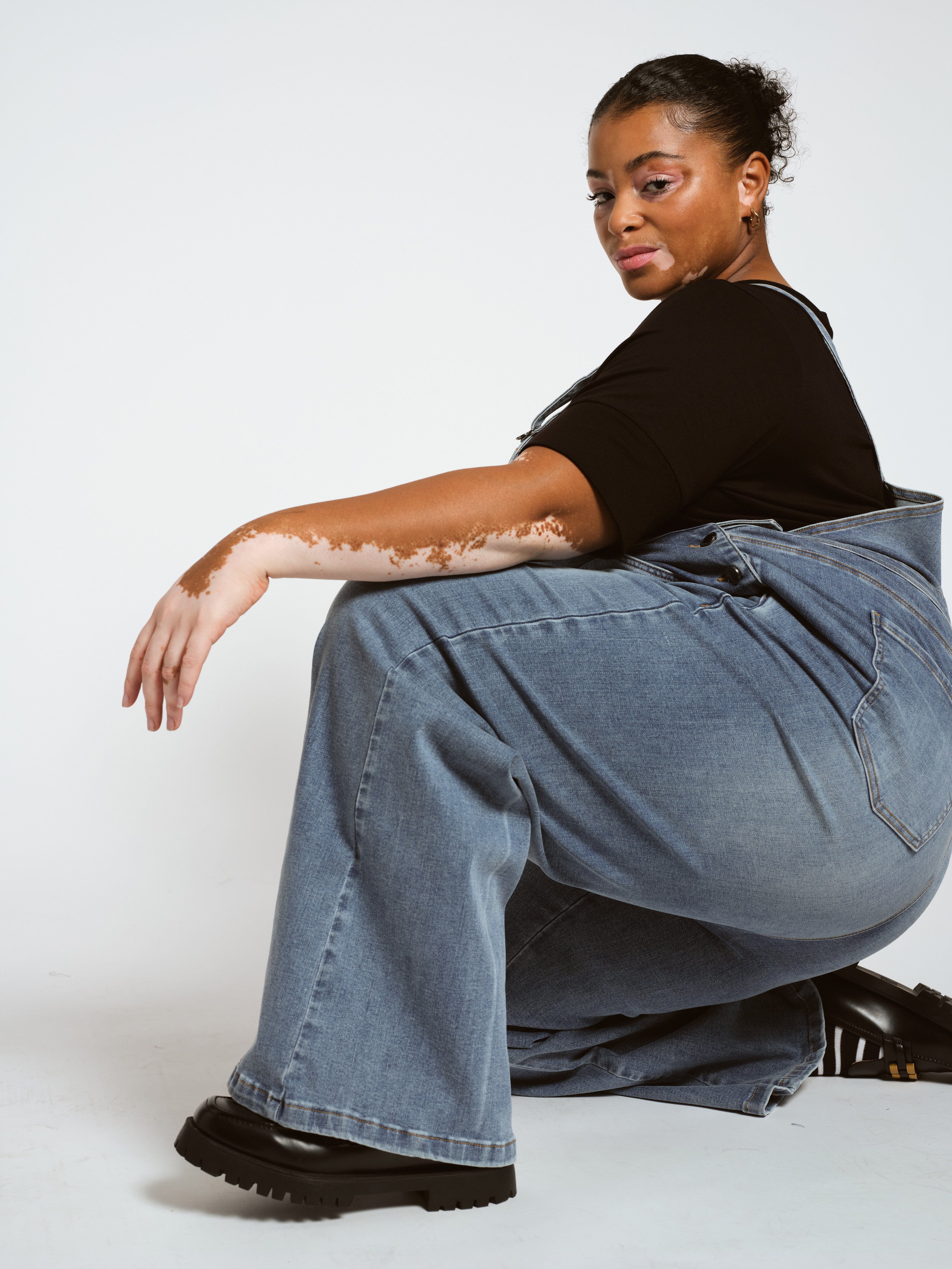Casey Wide Leg Denim Overalls - Rizzo Blue – Universal Standard Casey Wide Leg Denim Overalls - Rizzo Blue – Universal Standard