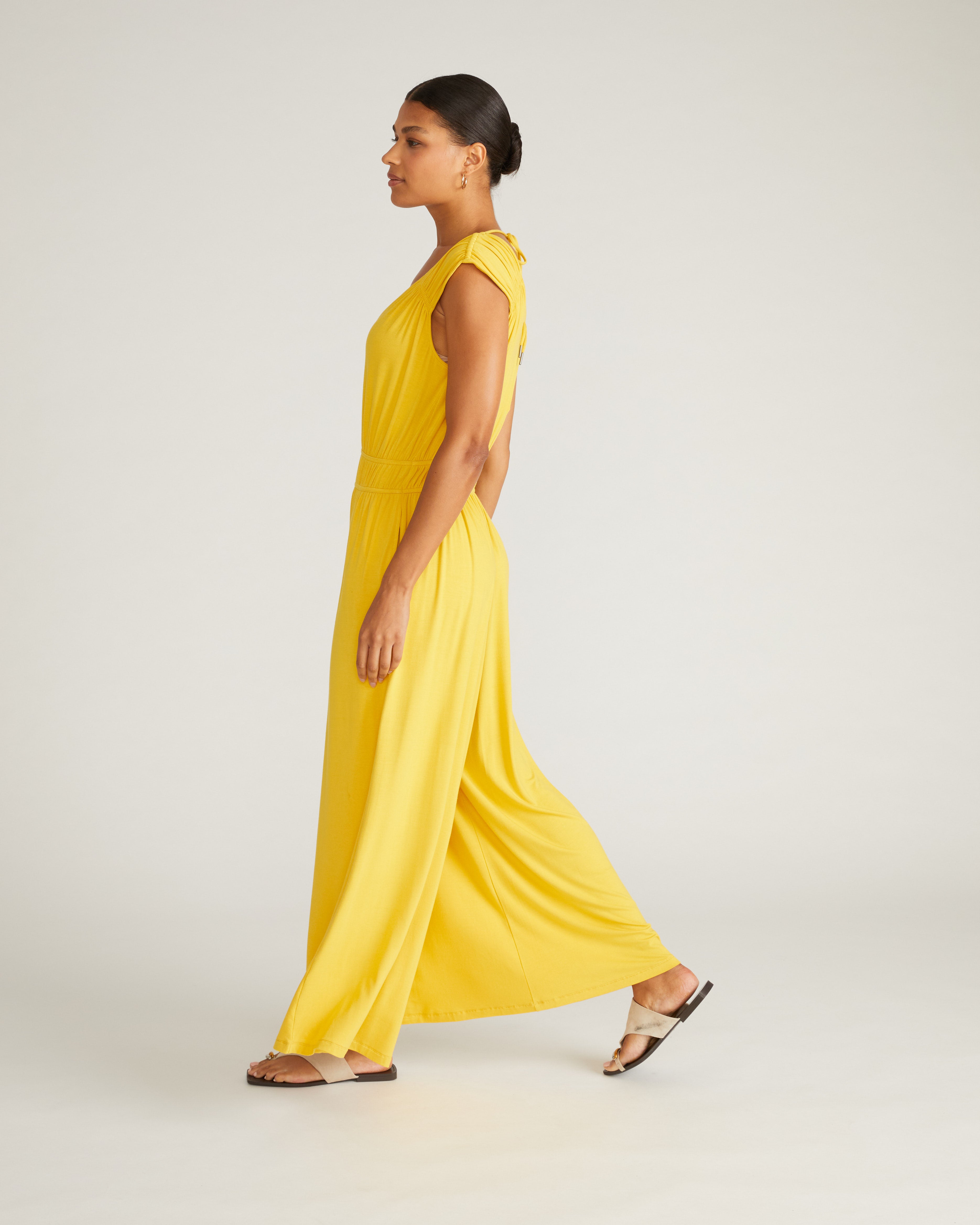 ワンピース octette SOPIA DAISY OPS_BUTTER YELLOW Zoey Liquid Jersey Jumpsuit - Golden Hour – Universal Standard