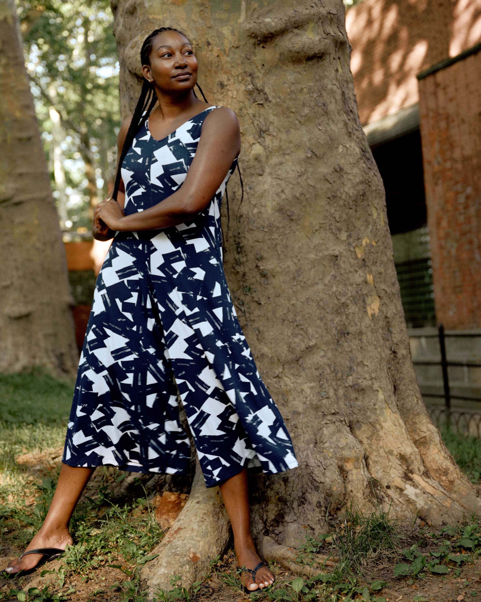 Sunny Divine Jersey Jumpsuit - Navy Santiago Print | Plus Size & Straight Size Women's Fashion | Universal Standard