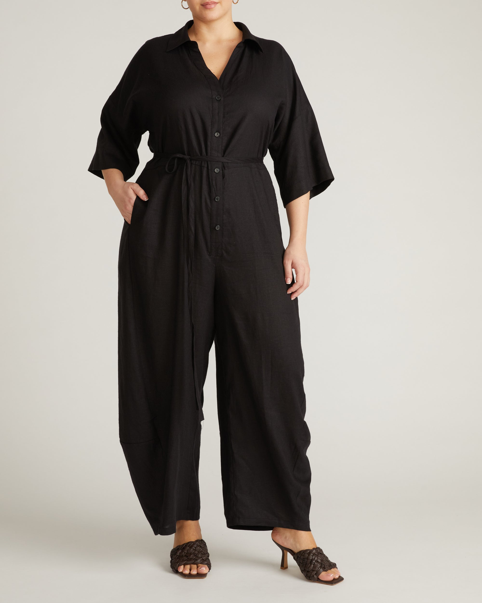 Maggie Barrel Leg Linen Blend Jumpsuit - Black | Plus Size & Straight Size Women's Fashion | Universal Standard