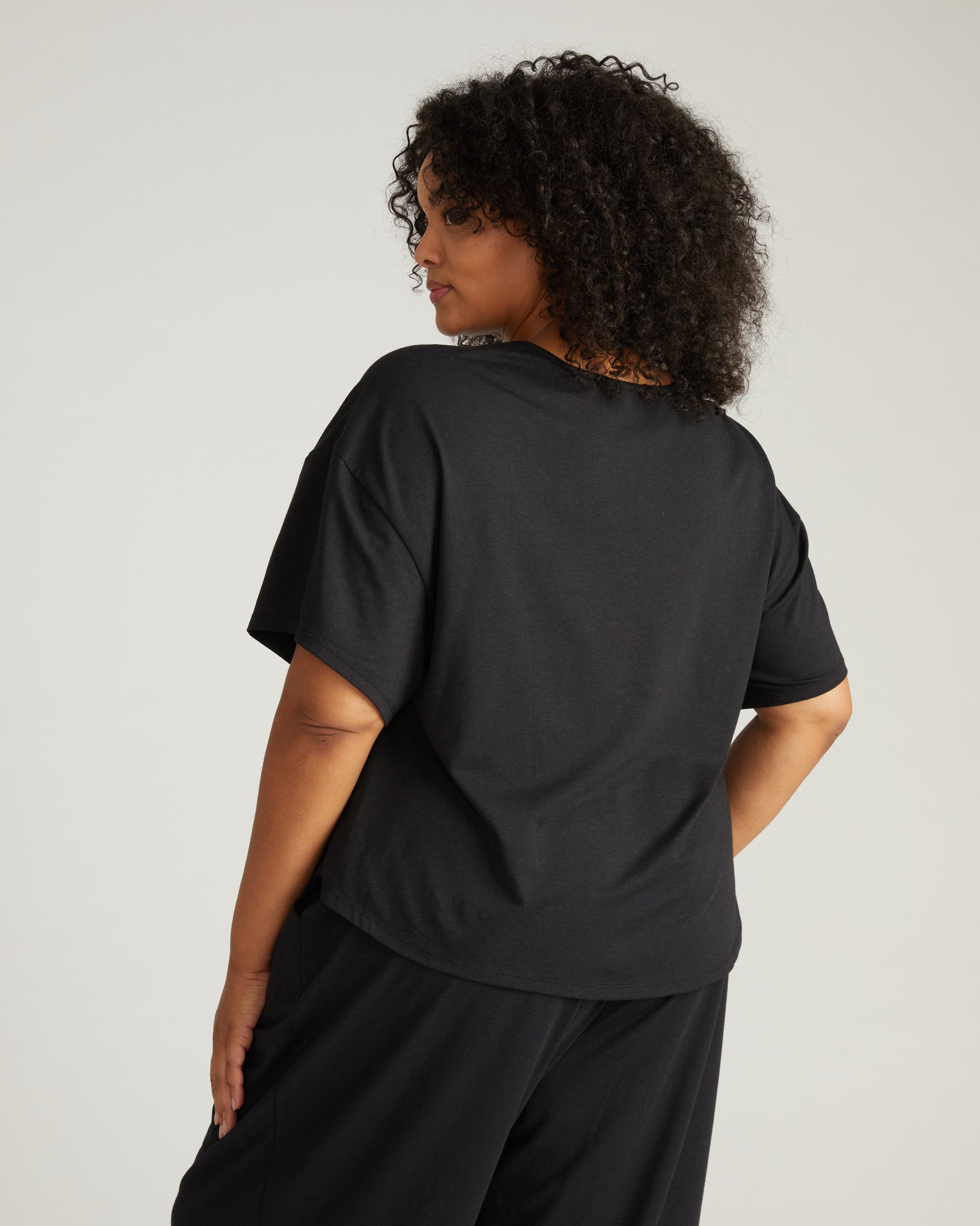 Pina Short Sleeve Lounge Tee - Black