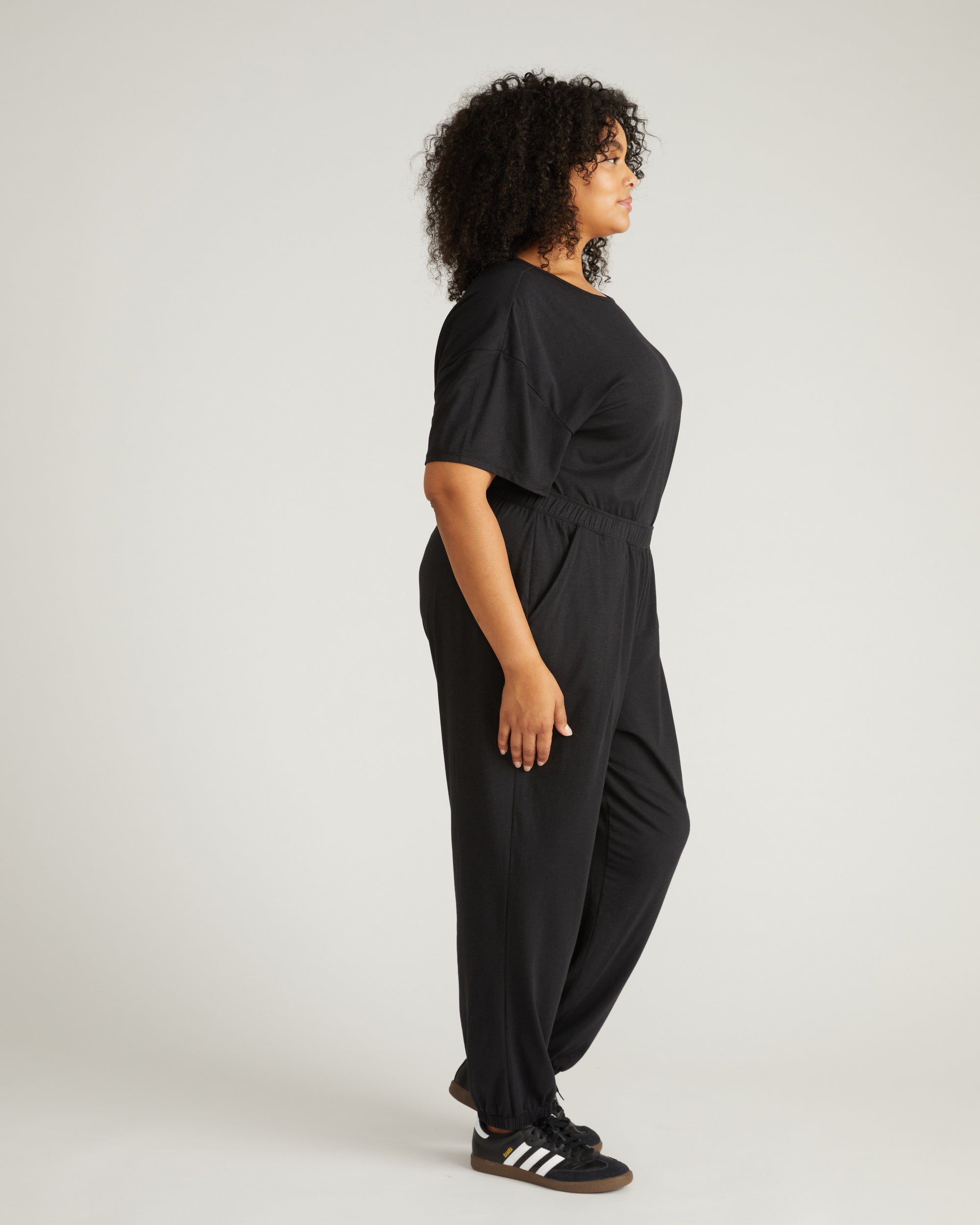 Wendy Lounge Jogger - Black