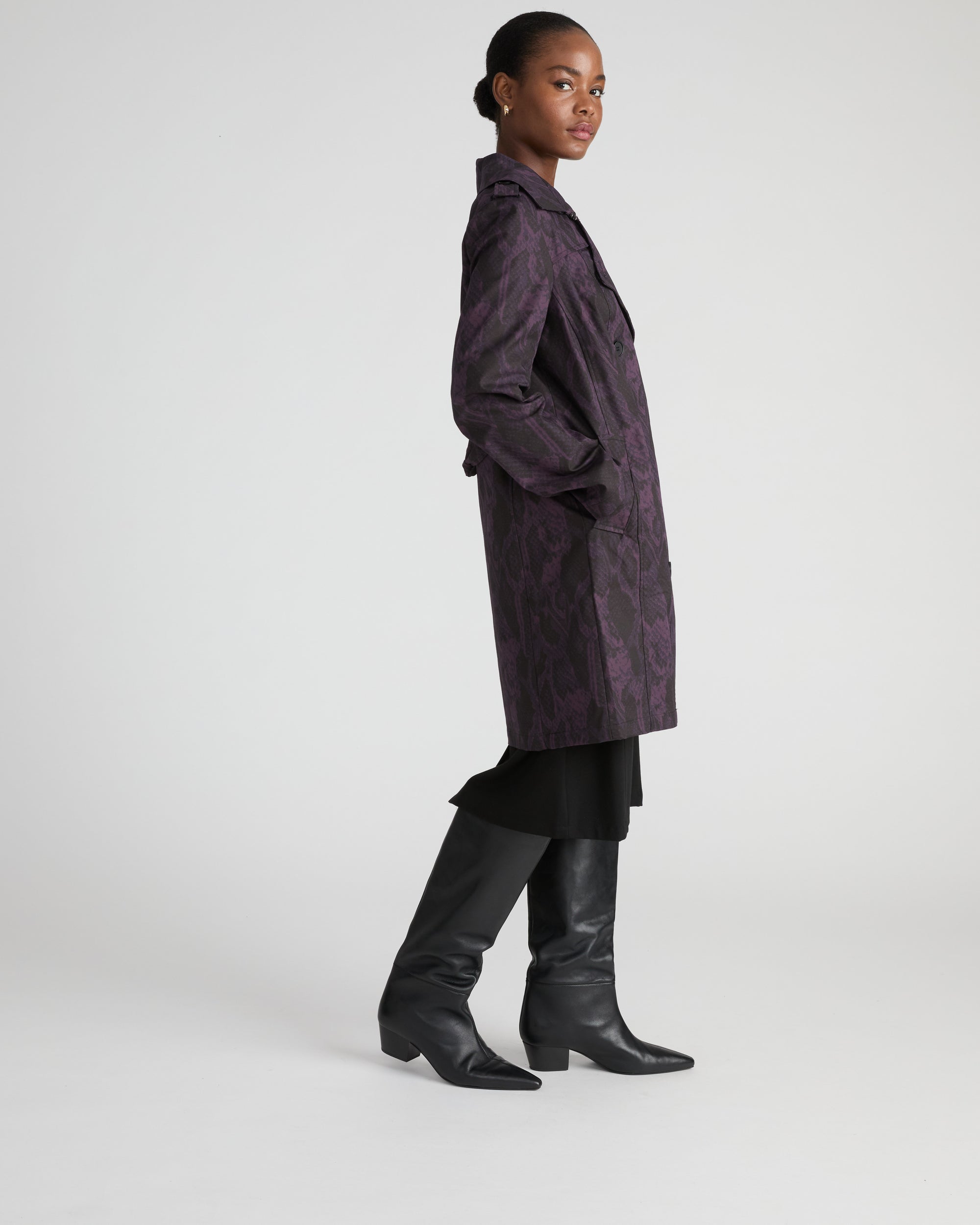 Derjon Trench Coat - Gamay Serpent Print | Plus Size & Straight Size Women's Fashion | Universal Standard