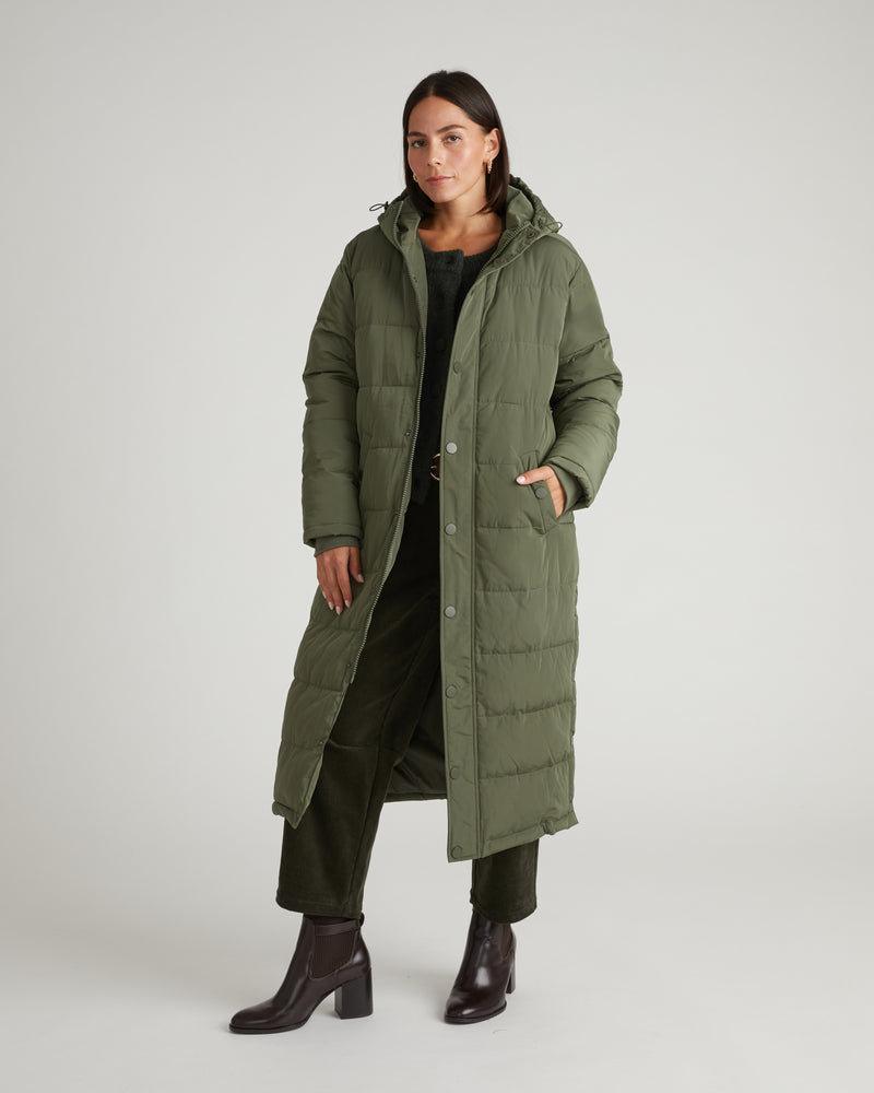 Everest Long Hooded Puffer 2 - Hiking Green | Plus Size & Straight Size Women's Fashion | Universal Standard
