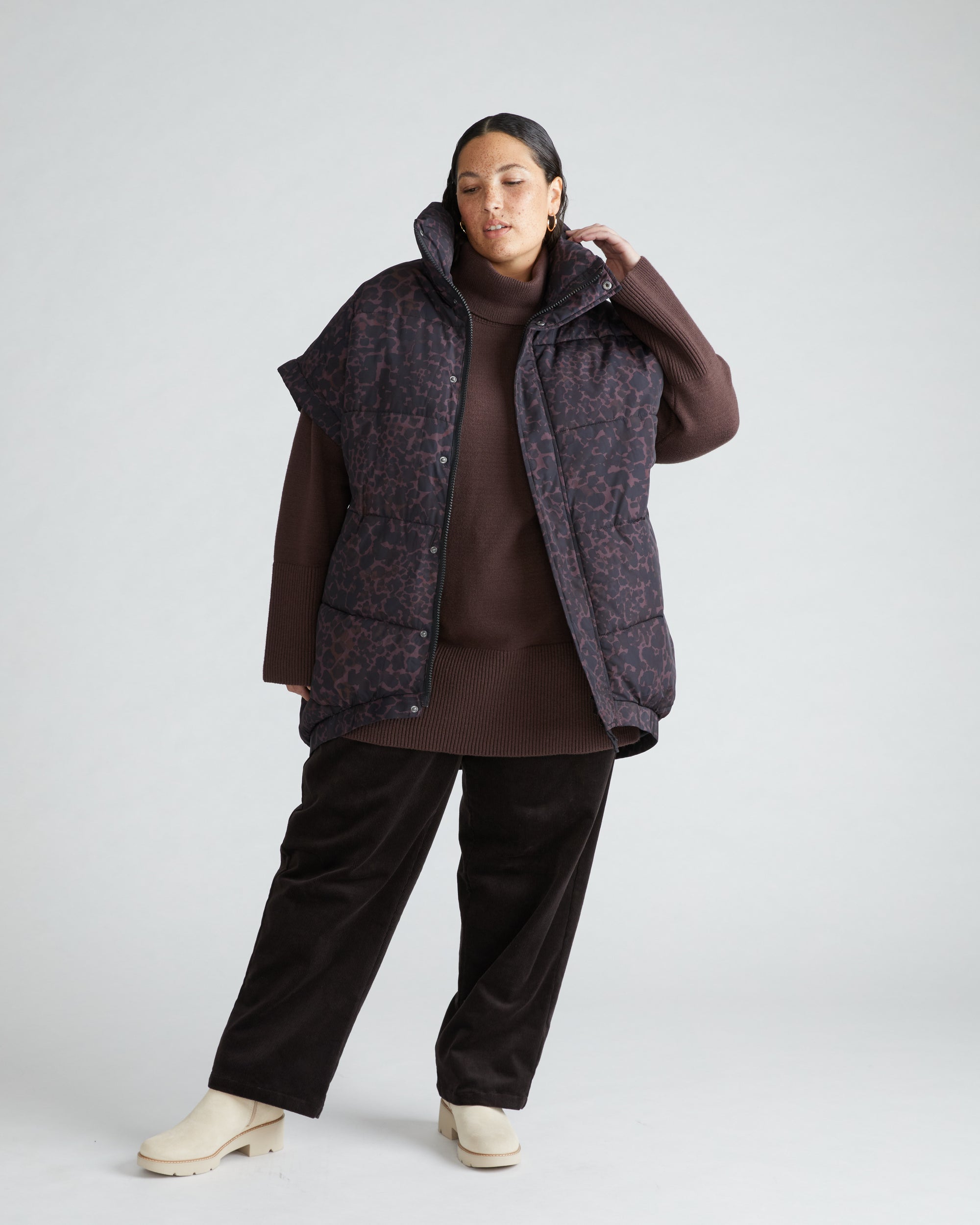 Paparazzi Puffer Vest - Purple Animal Print | Plus Size & Straight Size Women's Fashion | Universal Standard