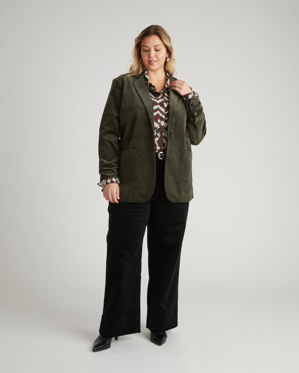 Davis Corduroy Blazer - Winter Willow | Plus Size & Straight Size Women's Fashion | Universal Standard