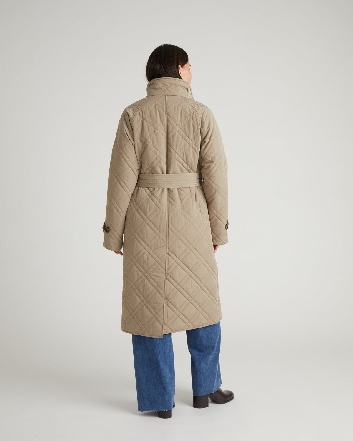 Nehra Quilted Coat - Mushroom Stone | Plus Size & Straight Size Women's Fashion | Universal Standard