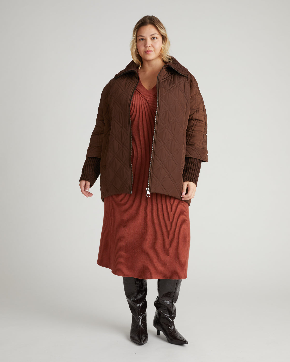 Arcadia Puffer Coat - Coffee | Plus Size & Straight Size Women's Fashion | Universal Standard