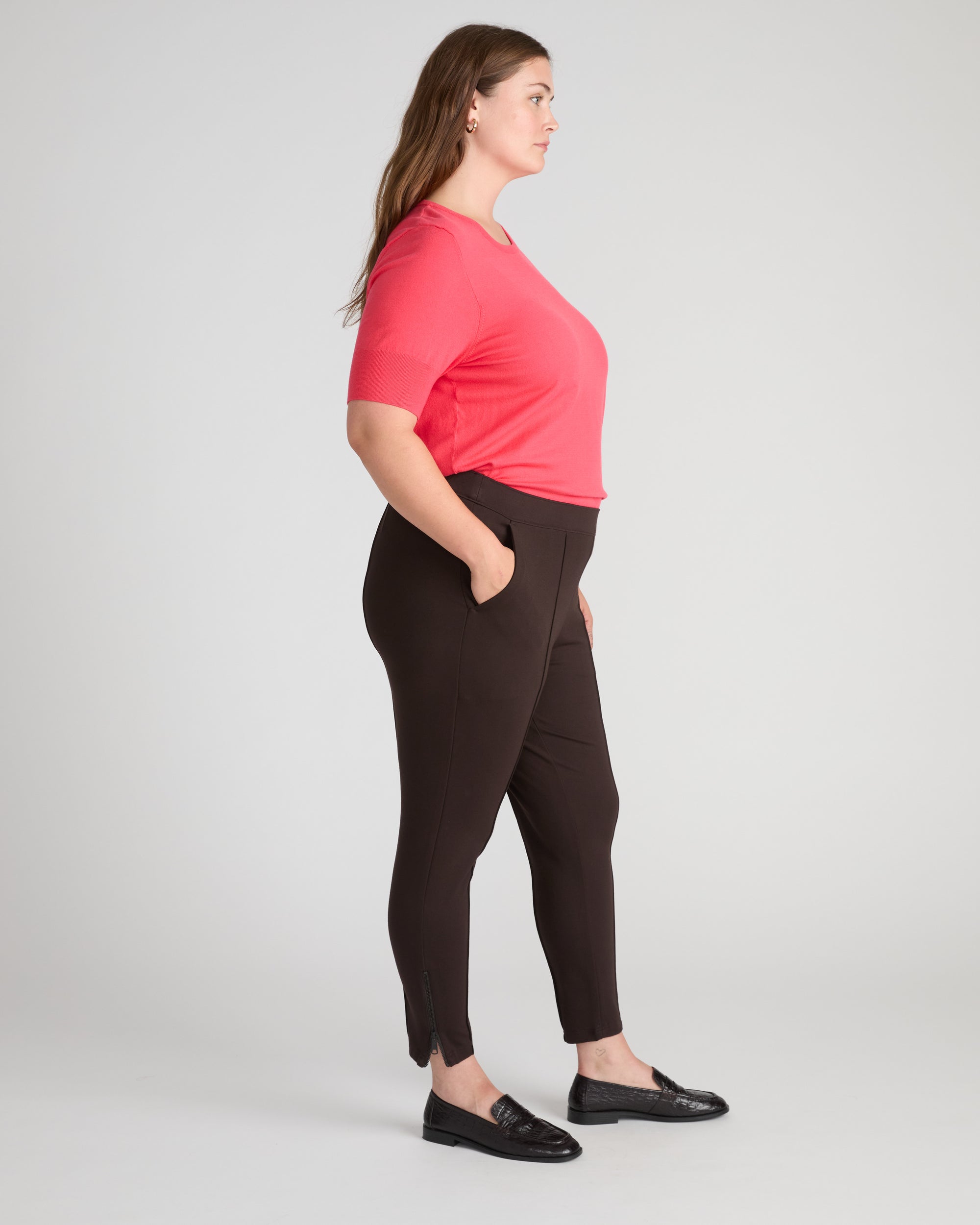Moro Pintuck Pocket Ponte Pants - Espresso | Plus Size & Straight Size Women's Fashion | Universal Standard