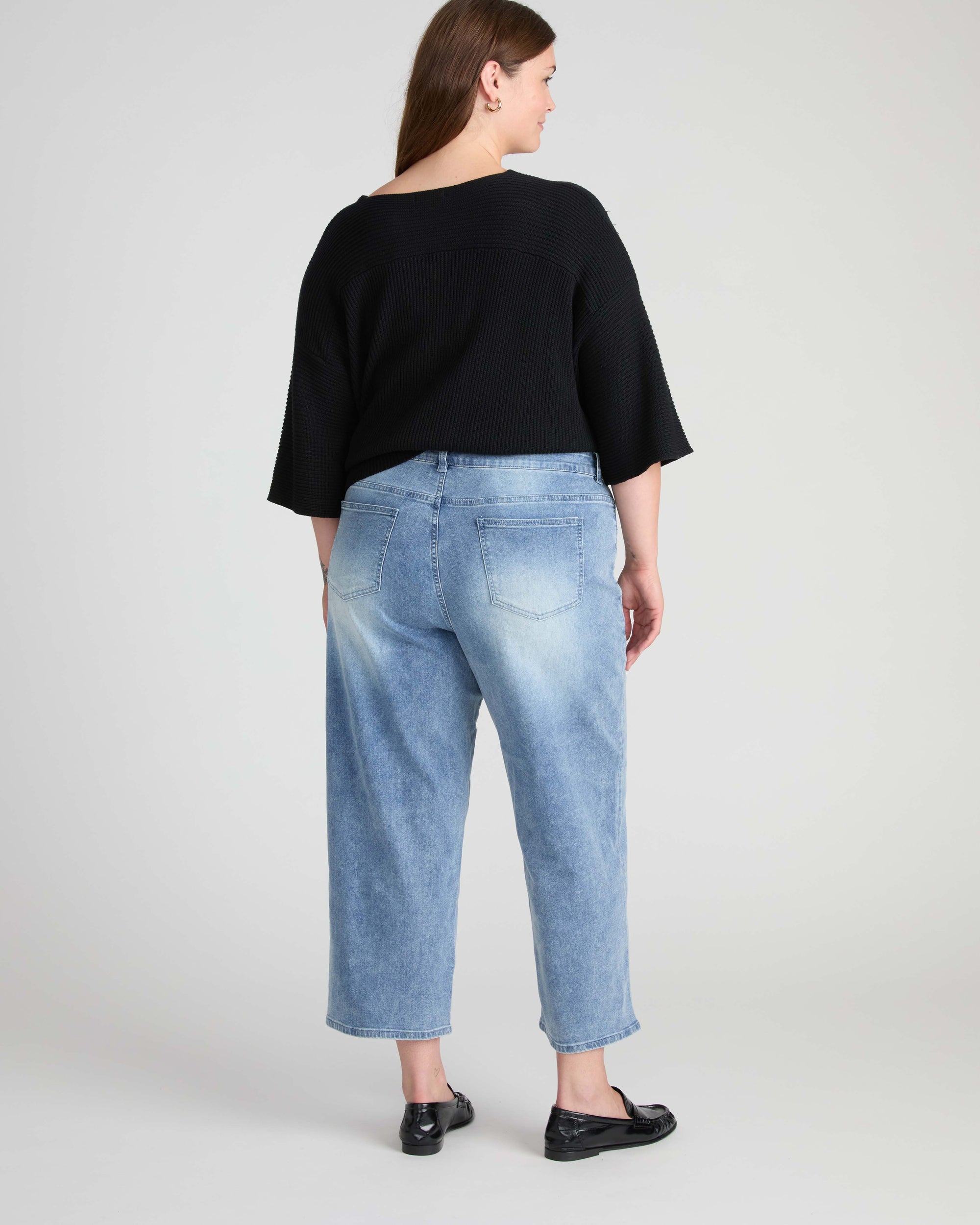 Bae Boyfriend Crop Jeans - Light Blue | Plus Size & Straight Size Women's Fashion | Universal Standard