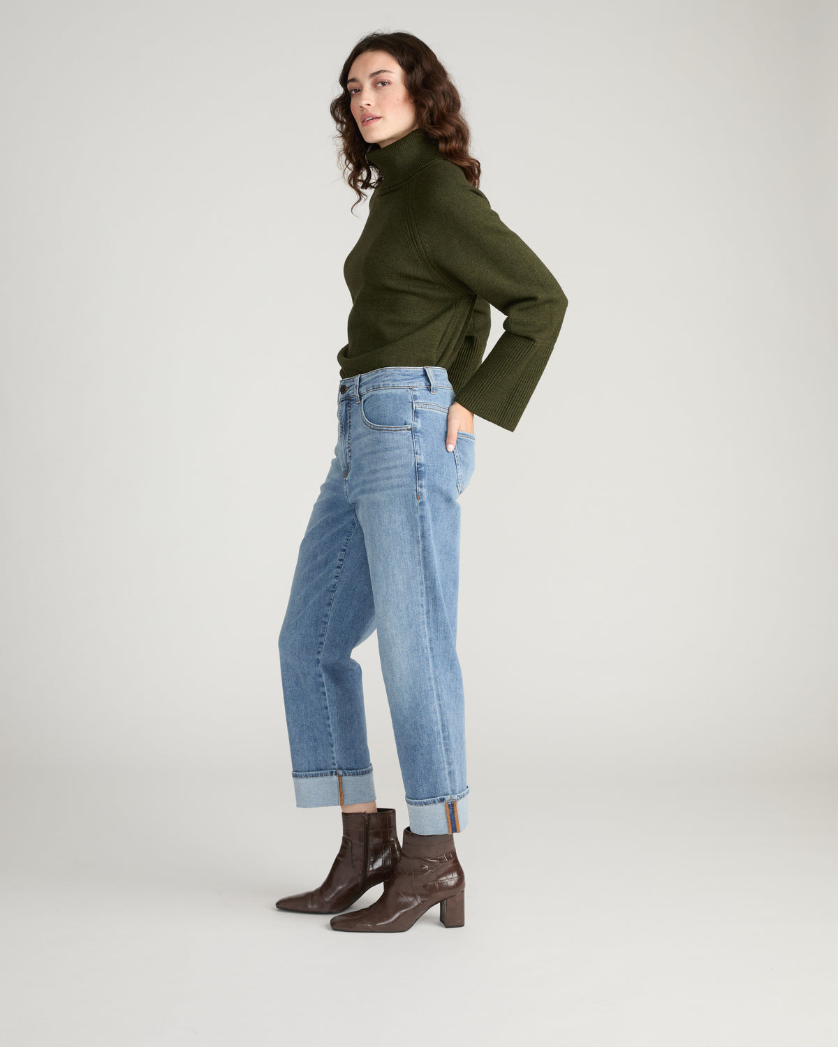 Stevie High Rise Cuffed Straight Leg Jeans - Blue Bayou