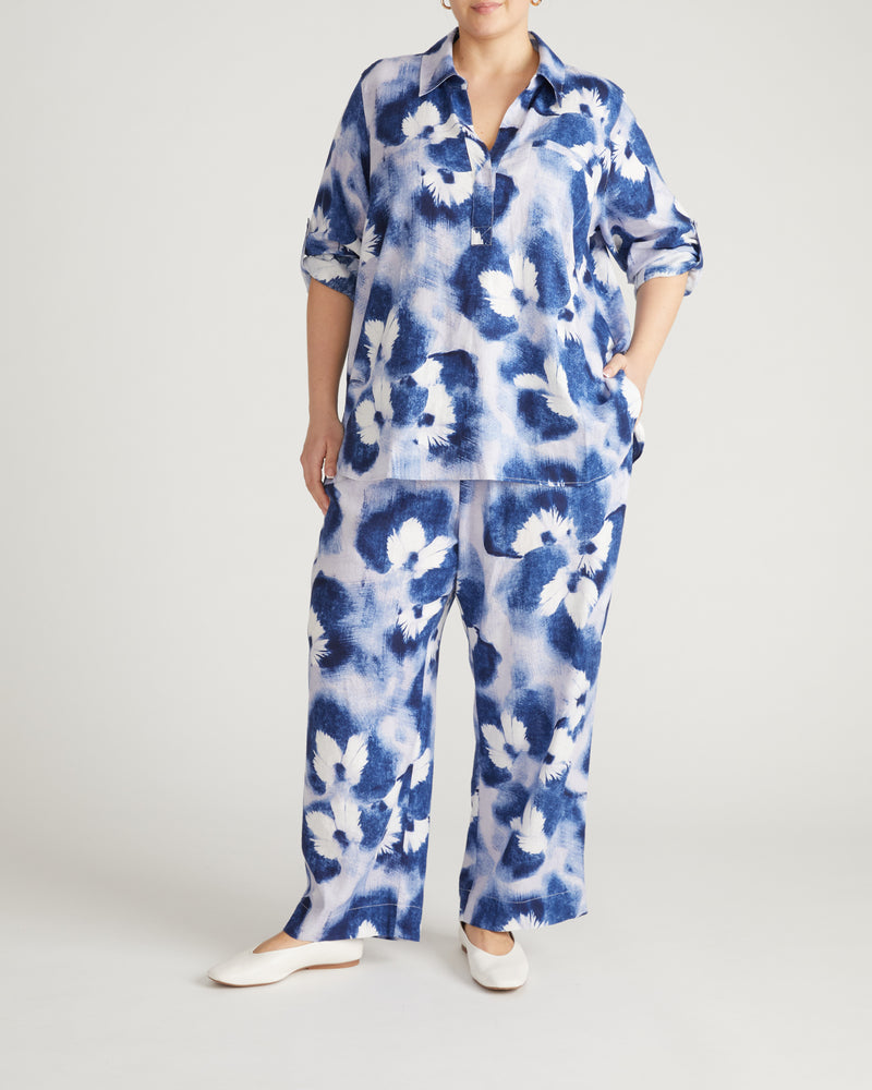 Iris Linen Easy Pull-On Pants - Blue Pressed Flower Print | Plus Size & Straight Size Women's Fashion | Universal Standard