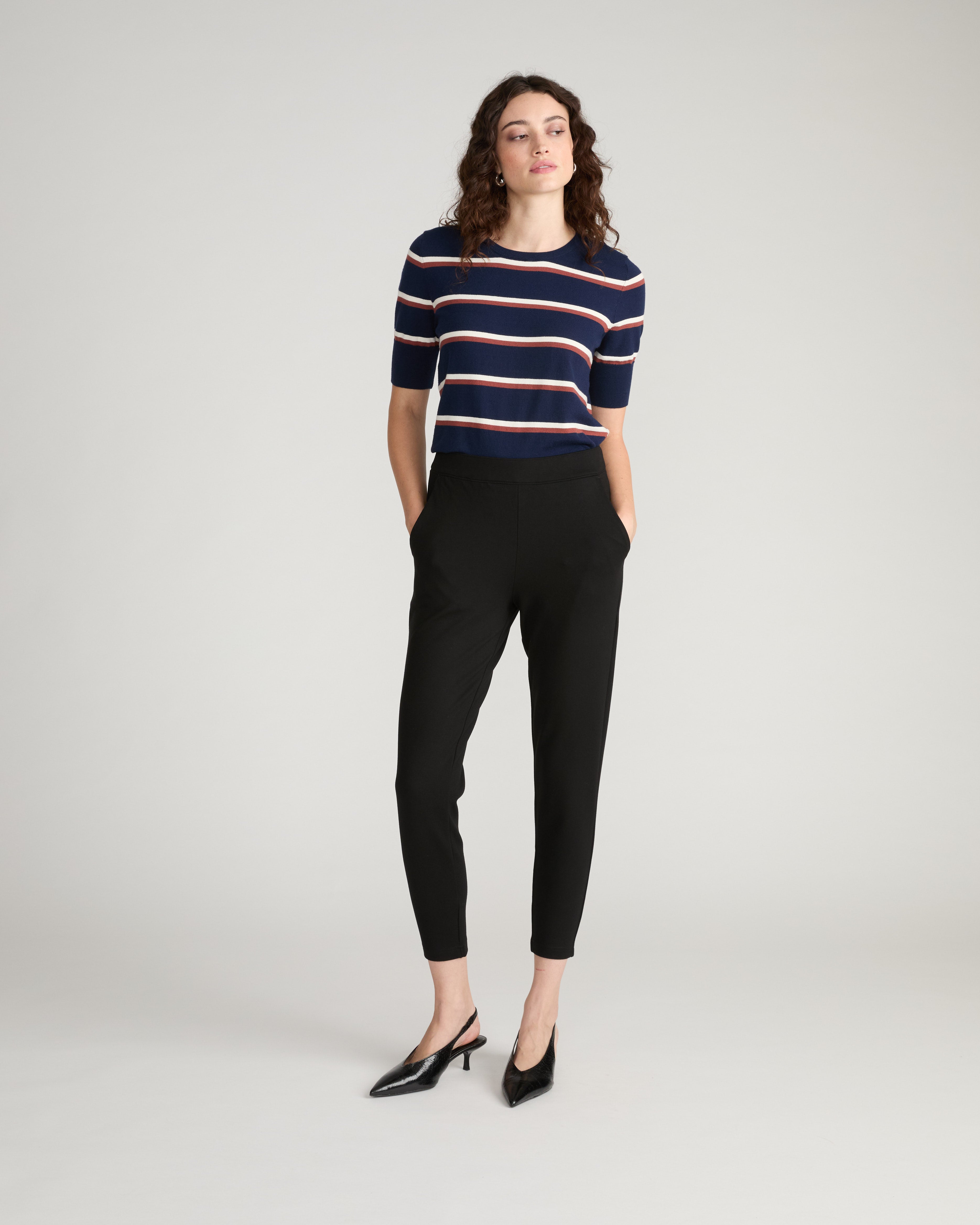 B. PRIMROSE PANTS ネイビー Minimalist Moro Pocket Signature Ponte Pants - Black – Universal