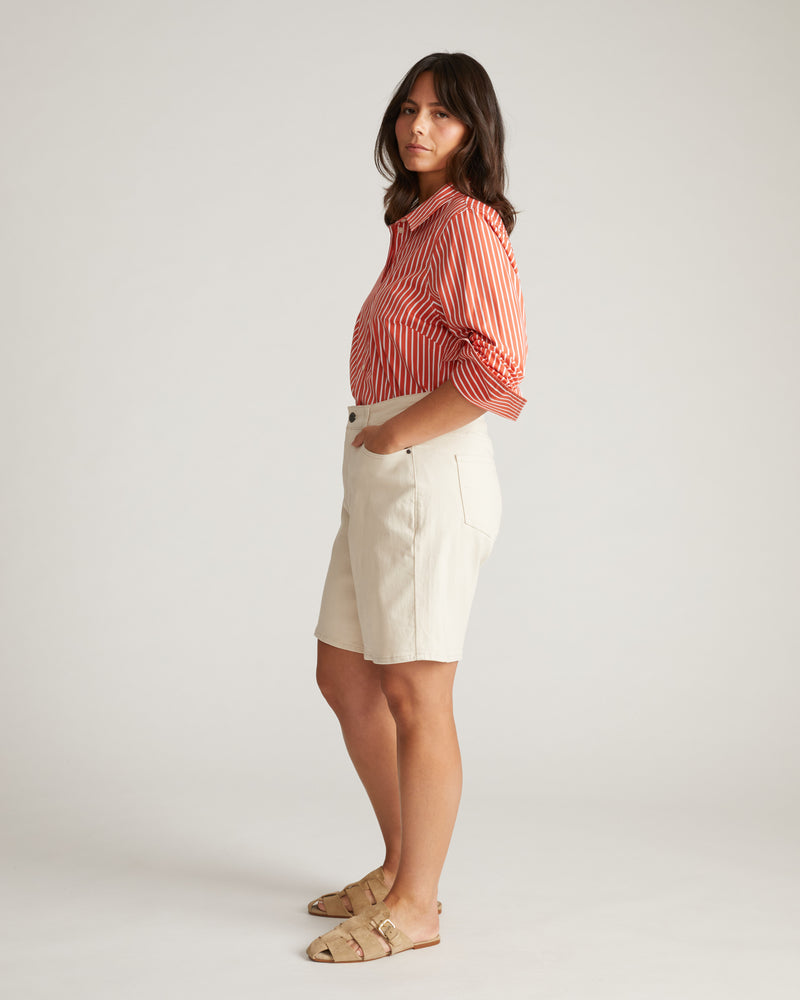 Lou Loose Fit Denim Shorts - Ecru | Plus Size & Straight Size Women's Fashion | Universal Standard