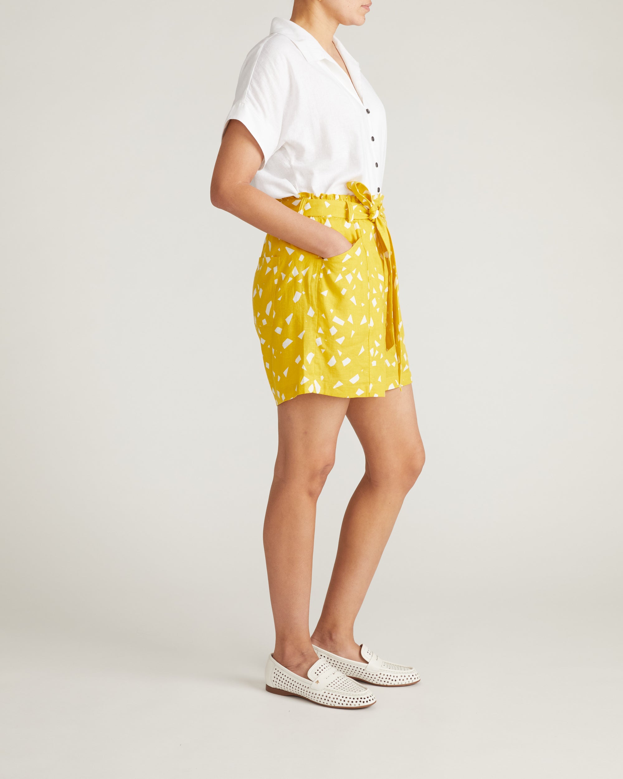 Harbor Stretch Linen Blend Paperbag Shorts - Yellow Confetti Print | Plus Size & Straight Size Women's Fashion | Universal Standard