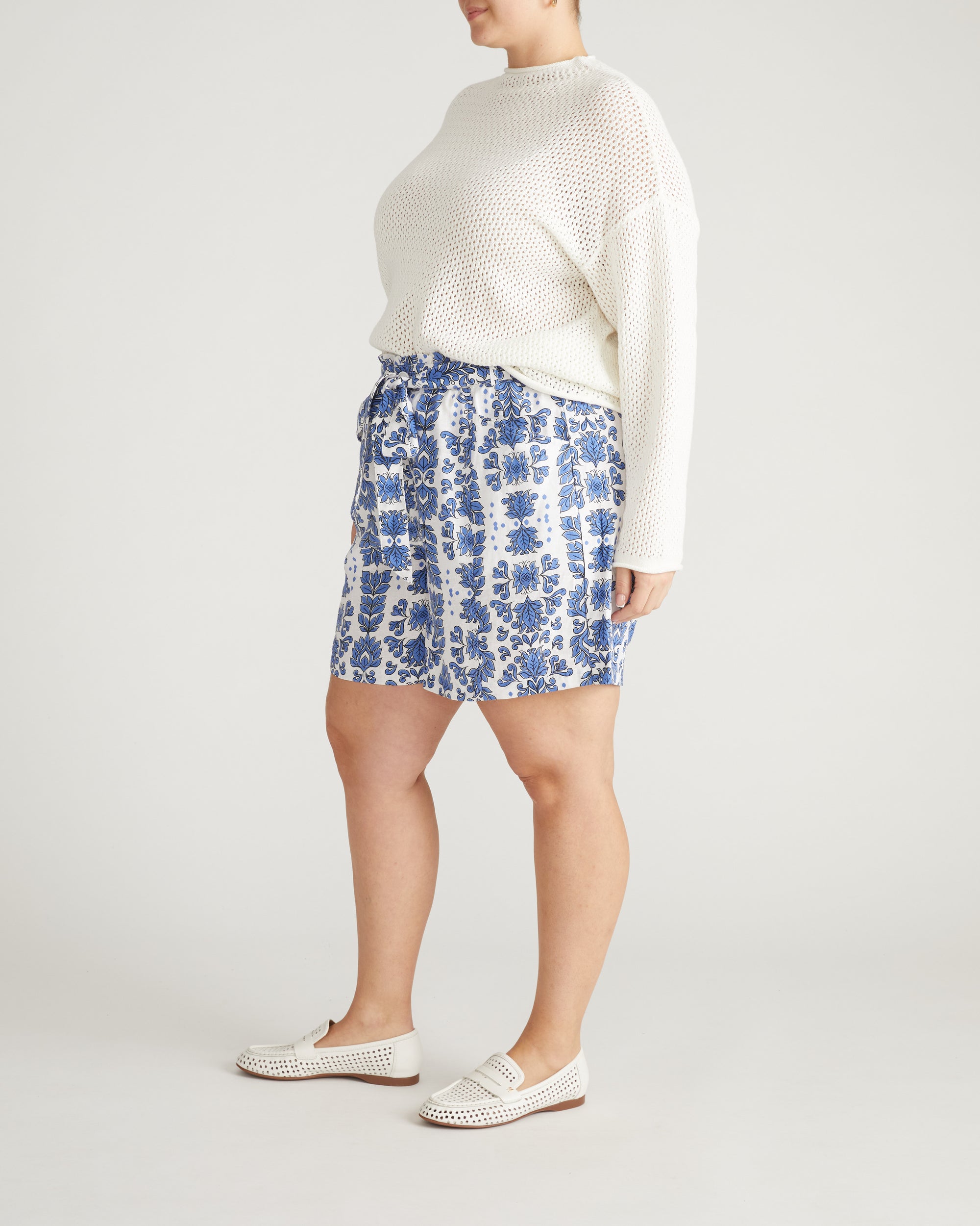 Harbor Stretch Linen Blend Paperbag Shorts - Rococo Beach Print | Plus Size & Straight Size Women's Fashion | Universal Standard