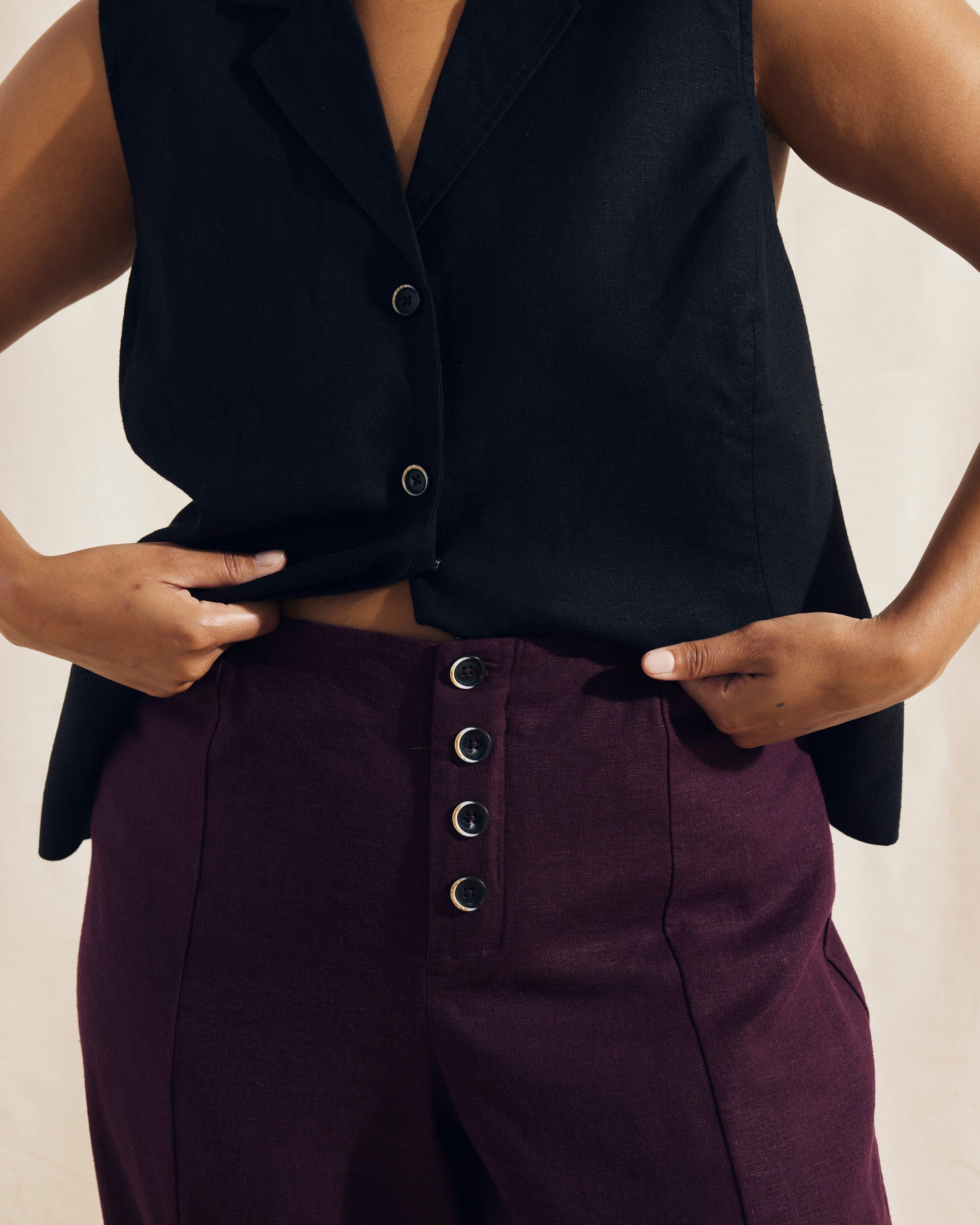 Woman wearing Coastal Linen Pants - Acai from Universal Standard