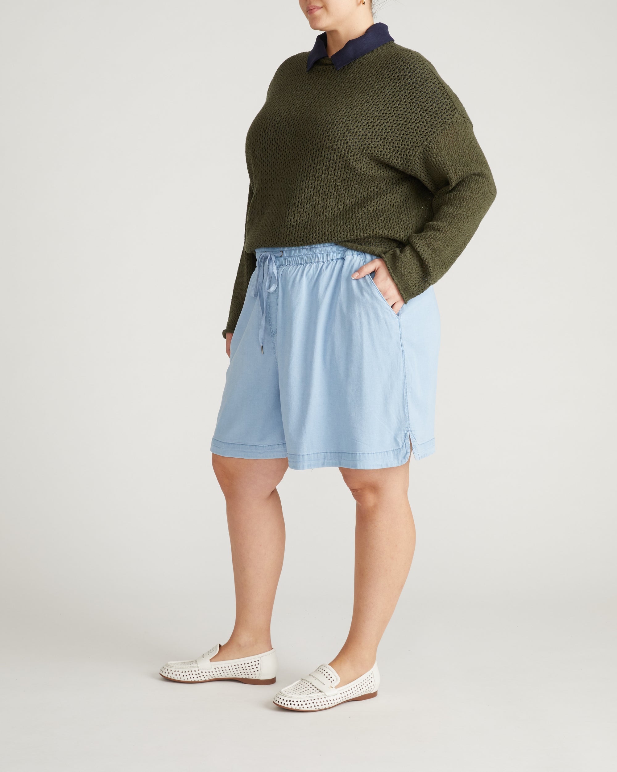 Perfect Tencel Chambray Shorts - Morning Blue | Plus Size & Straight Size Women's Fashion | Universal Standard