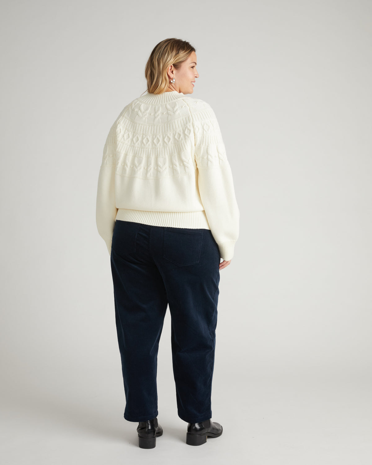 Dakota Twisted Leg Corduroy Pants - Navy at Night | Plus Size & Straight Size Women's Fashion | Universal Standard