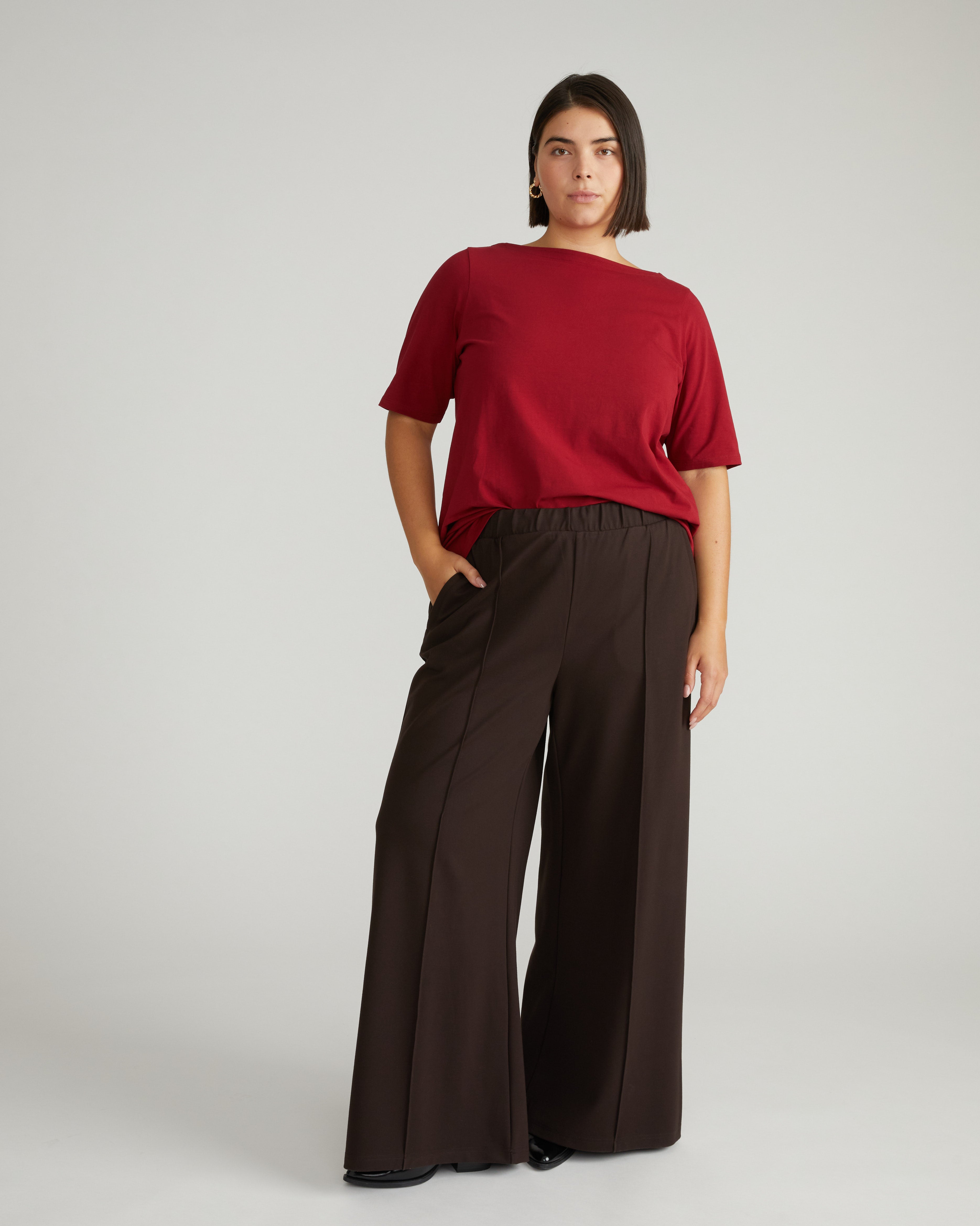 Pam Pintuck Wide Leg Ponte Pants - Espresso – Universal Standard