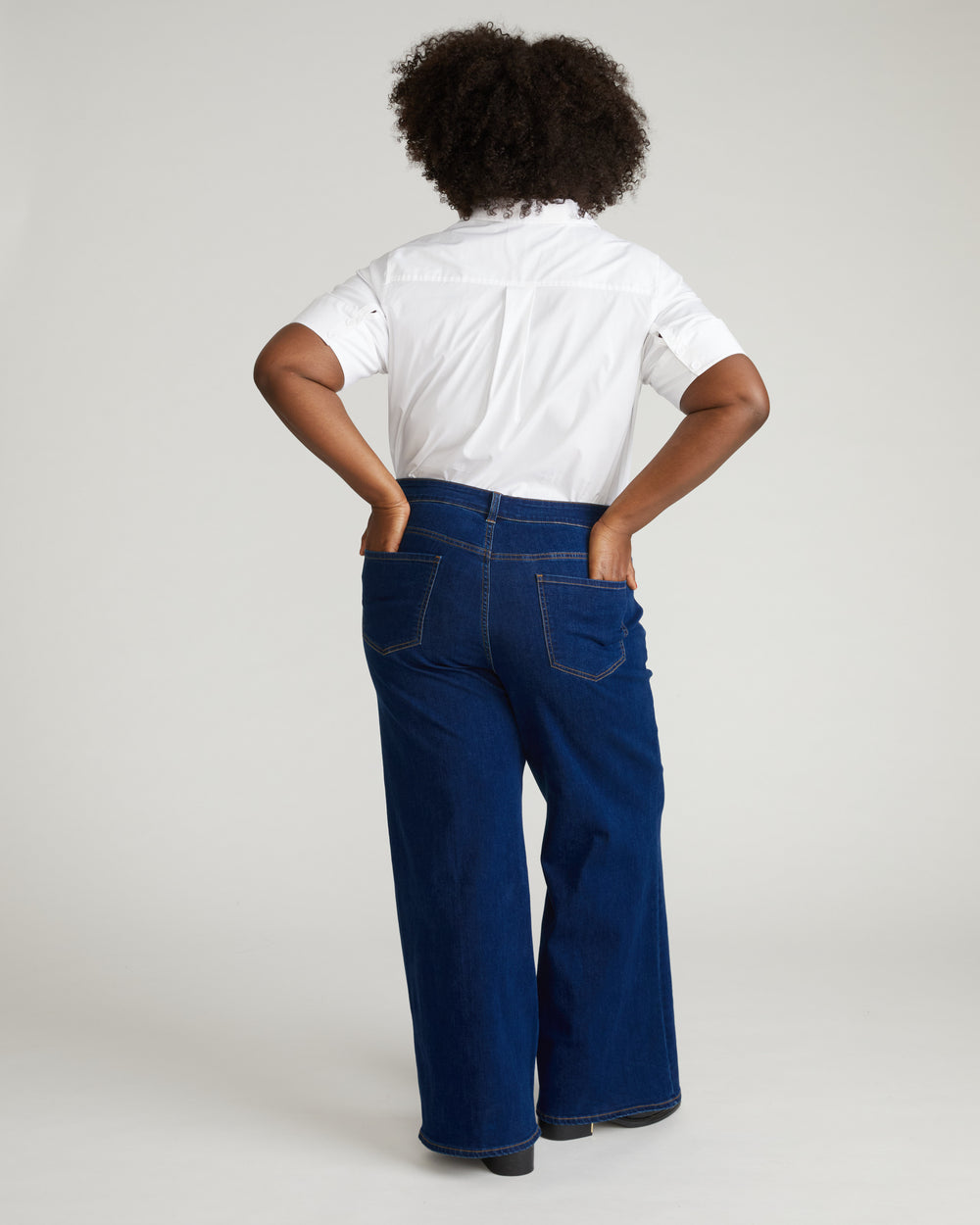 Roxy Relaxed Bootcut Jeans - River Blue Wash